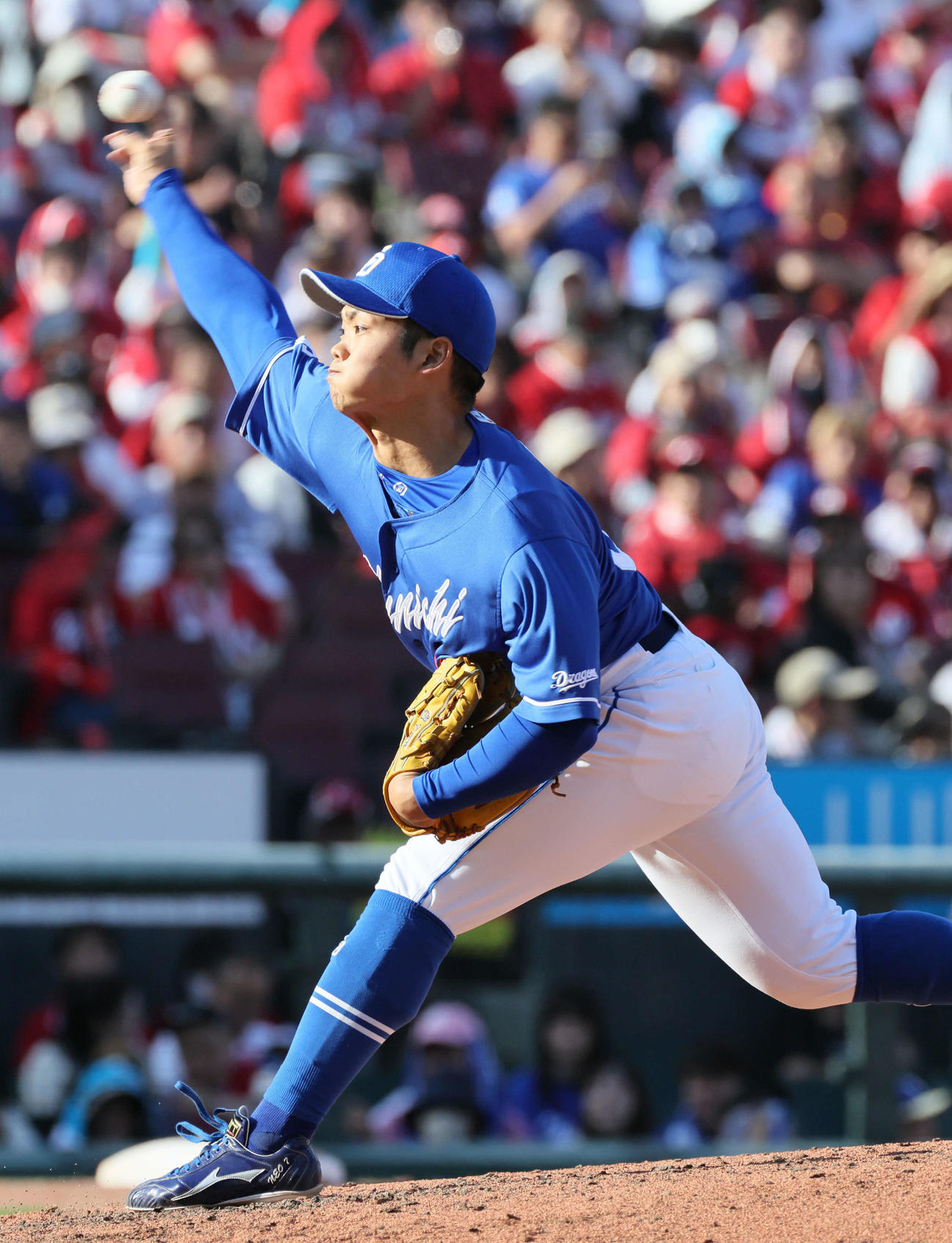 広島対中日　8回裏広島、中日6番手の根尾（撮影・加藤孝規）