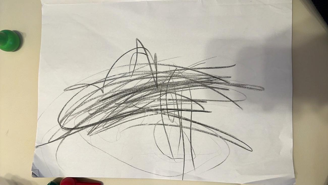 ソフトバンク津森の2歳長男が描いたパパの似顔絵（本人提供）