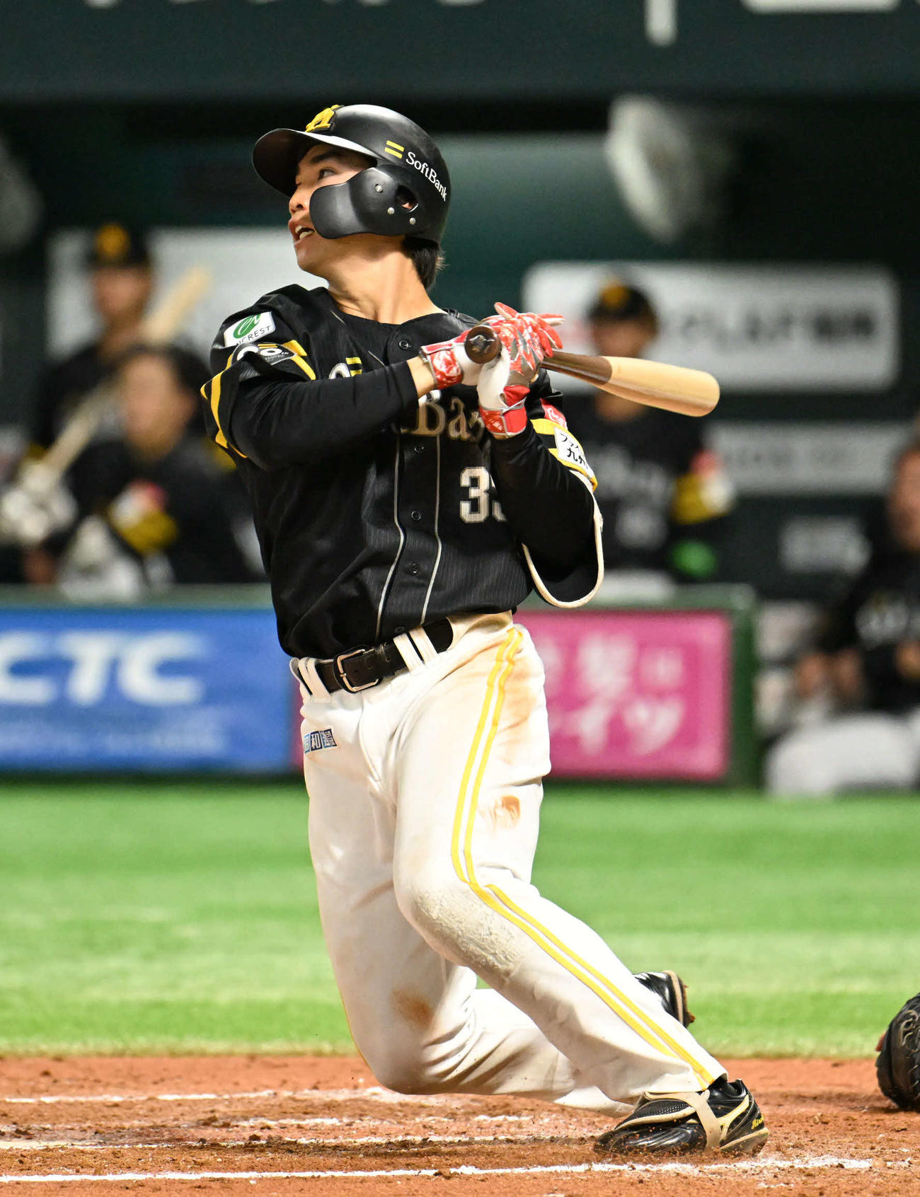 ソフトバンク対ロッテ　6回裏ソフトバンク1死二塁、広瀬は勝ち越し適時打を放つ（撮影・林敢治）