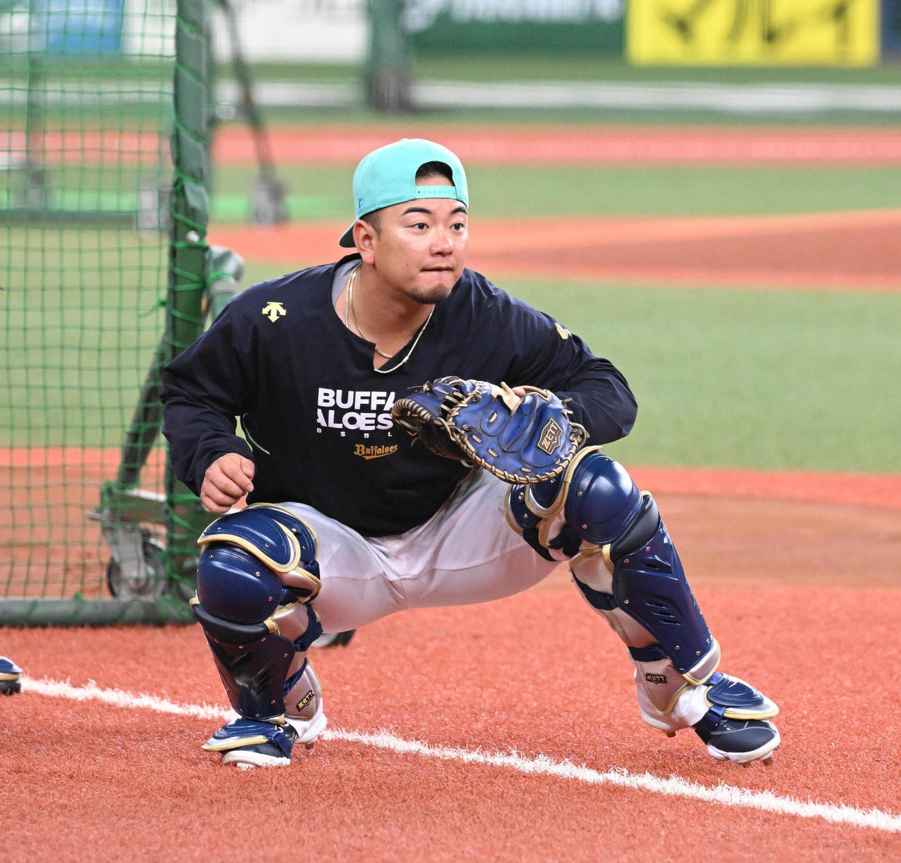 1軍に合流し送球練習するオリックス森（撮影・和賀正仁）