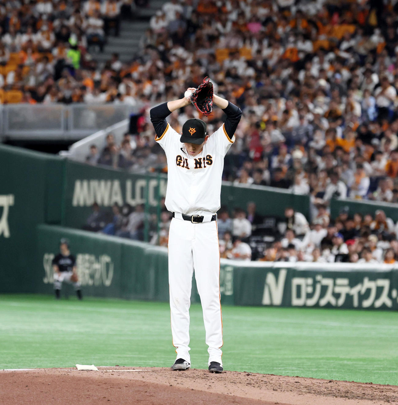 巨人対阪神　6回表阪神2死二塁、戸郷は森下に右前適時打を打たれて失点する（撮影・加藤哉）