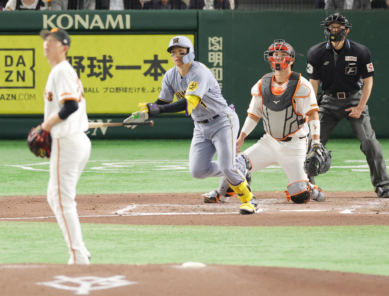 巨人対阪神　6回表阪神2死二塁、戸郷から右前適時打を放つ森下（撮影・野上伸悟）