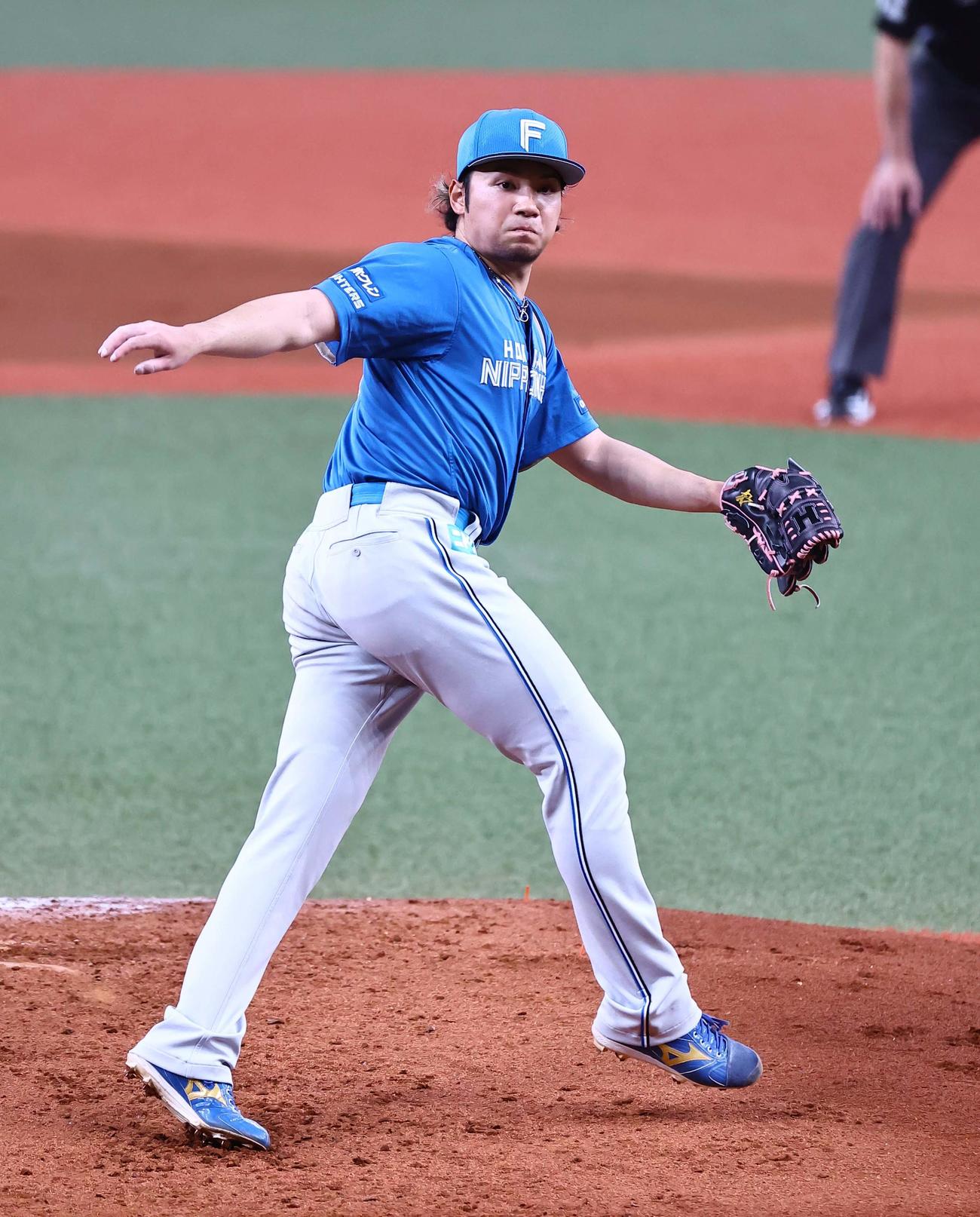 オリックス対日本ハム　日本ハム先発伊藤（撮影・上田博志）
