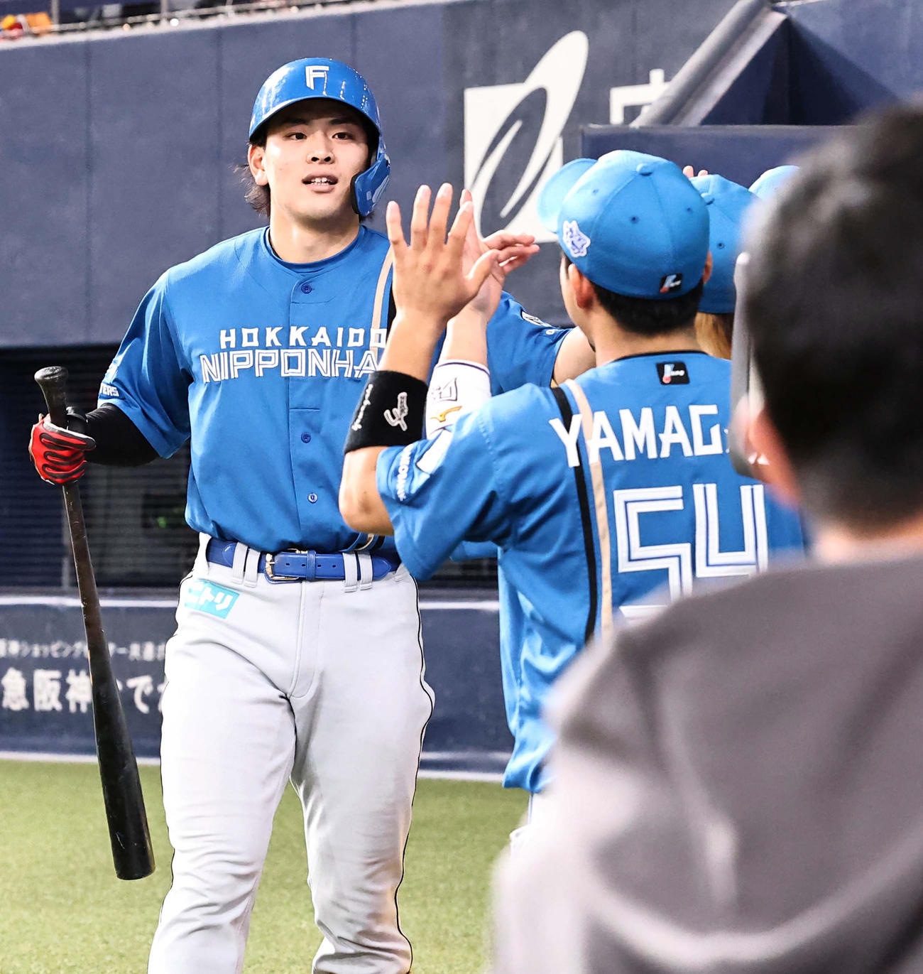 オリックス対日本ハム　9回表日本ハム2死、野村はソロ本塁打を放つ（撮影・上田博志）