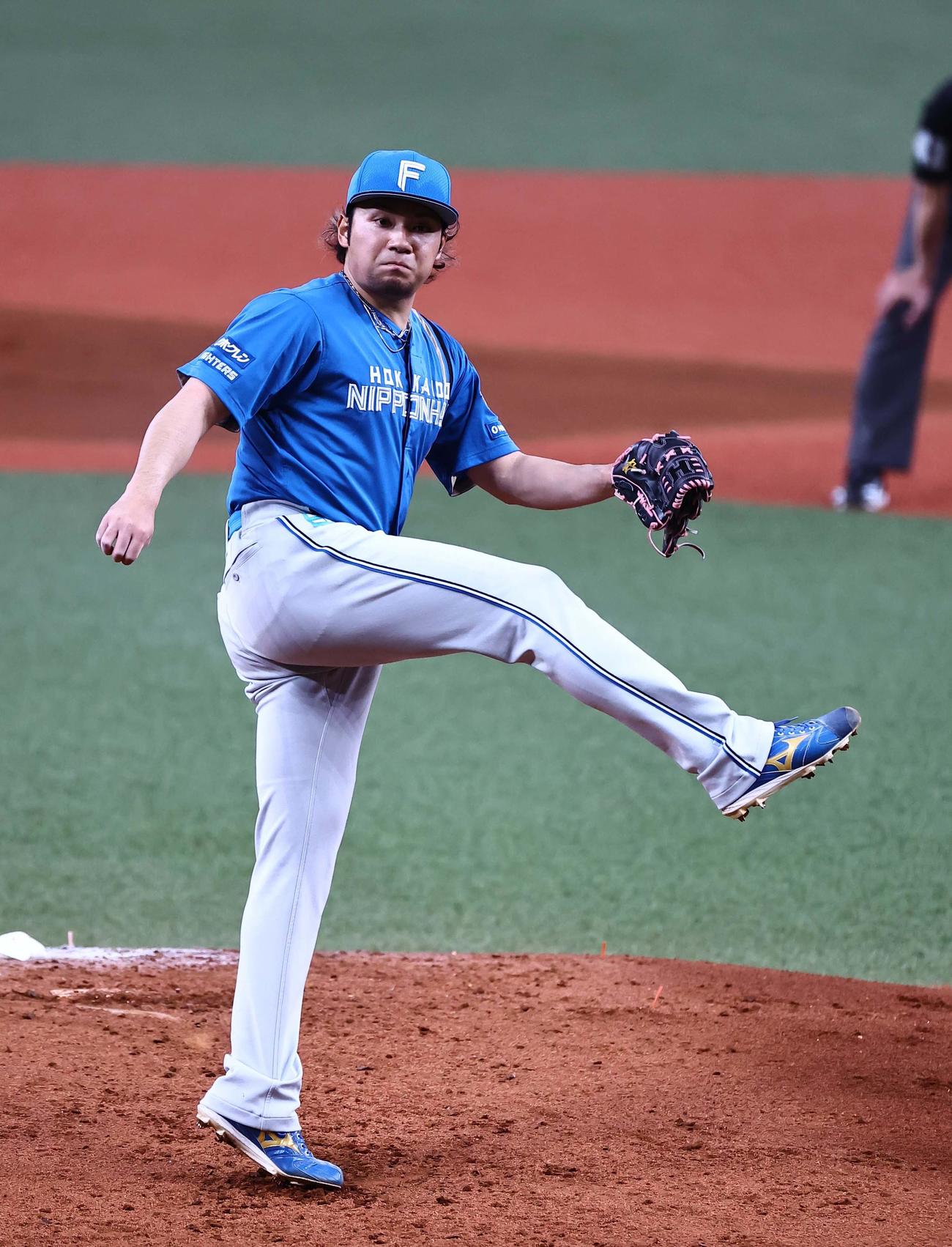 オリックス対日本ハム　日本ハム先発伊藤（撮影・上田博志）