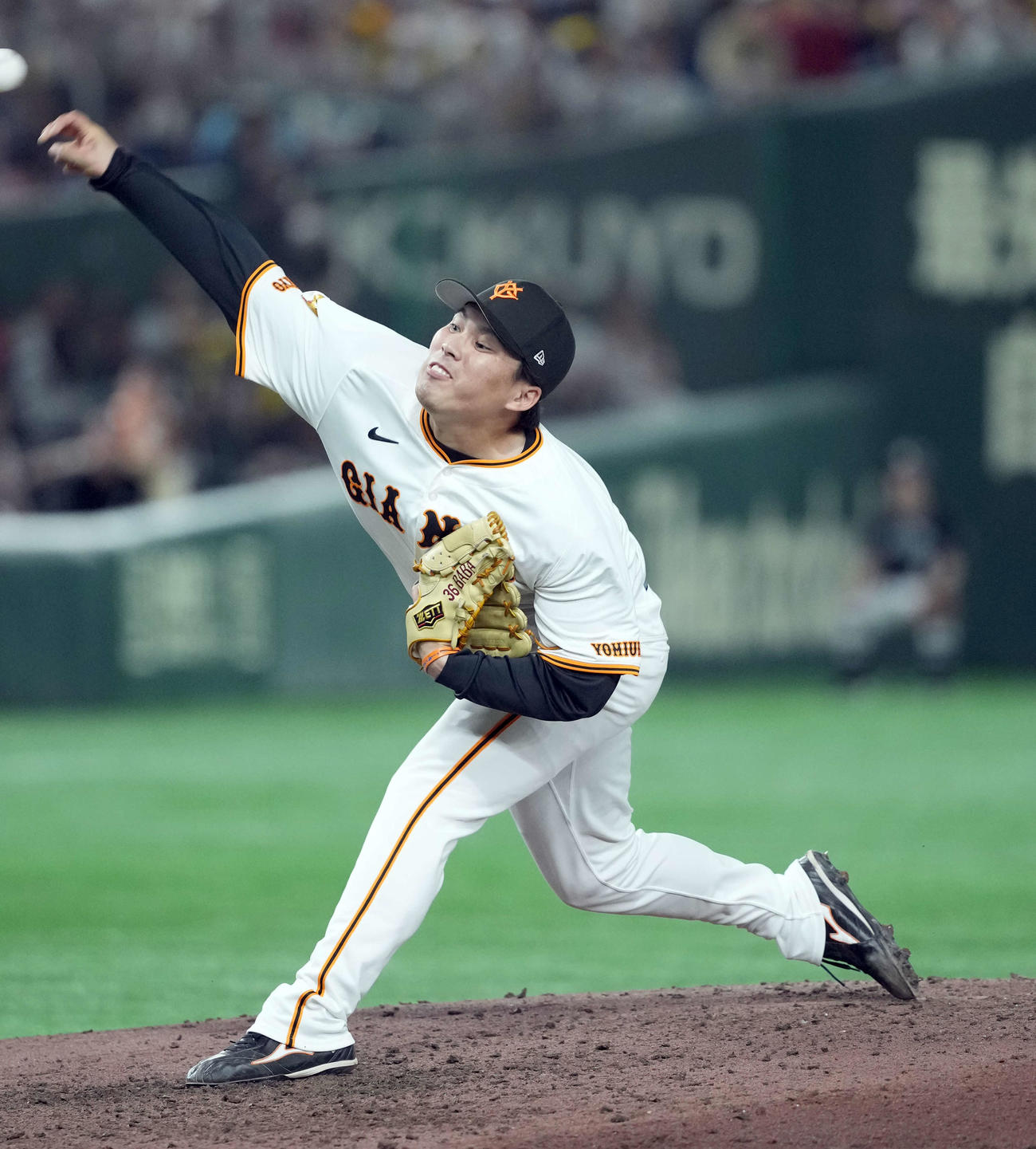 巨人対阪神　8回からマウンドに上がった巨人馬場（撮影・たえ見朱実）