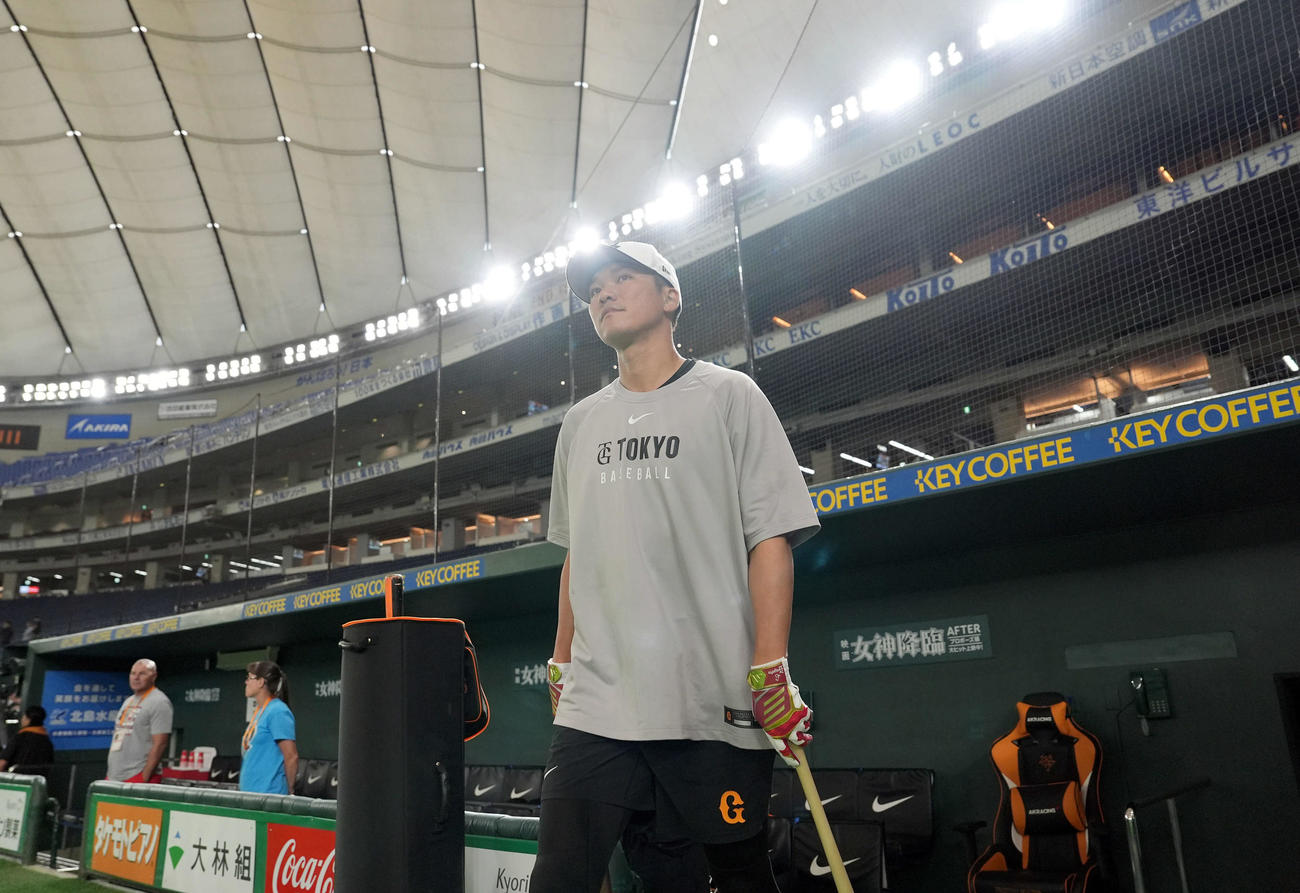 巨人対阪神　1軍に合流した巨人坂本（撮影・たえ見朱実）