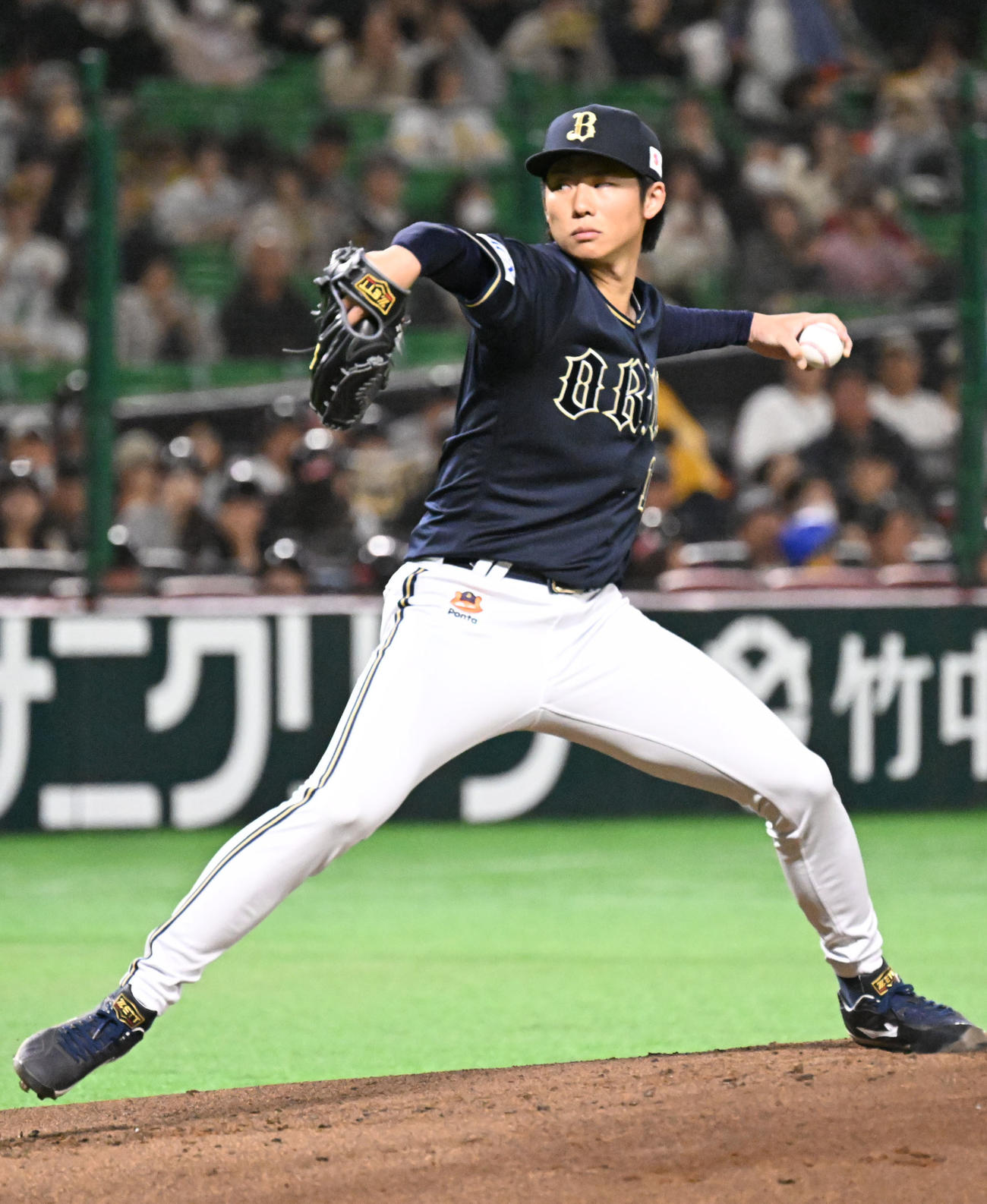 曽谷龍平＝25年4月