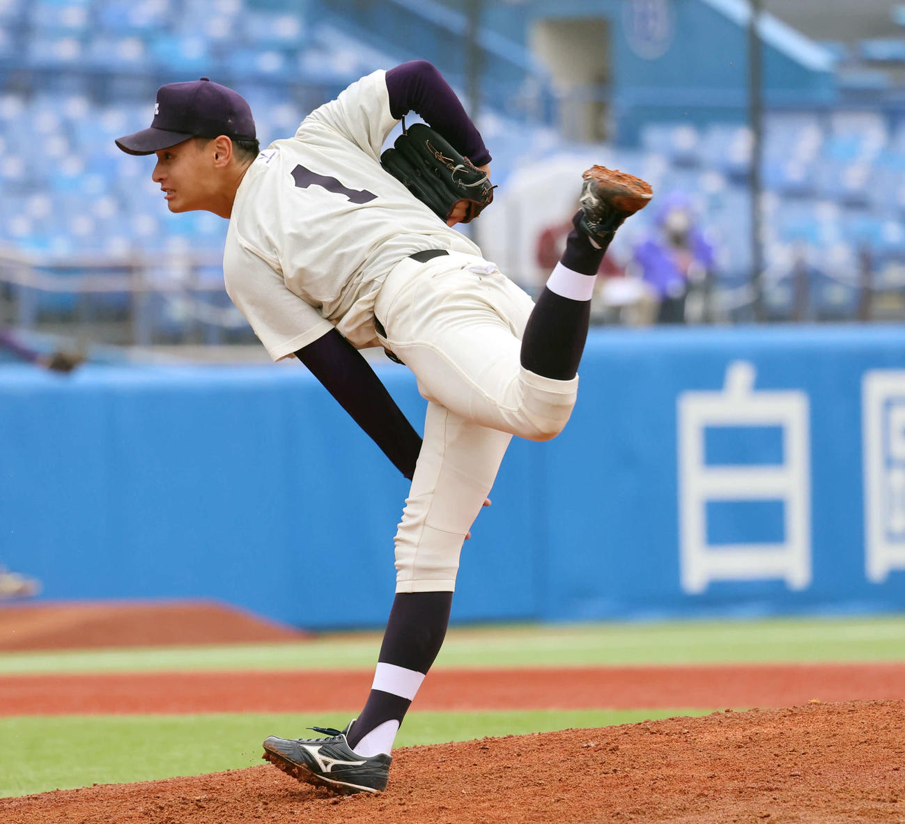東京6大学野球　明大対立大　明大先発の毛利（撮影・山本朝陽）
