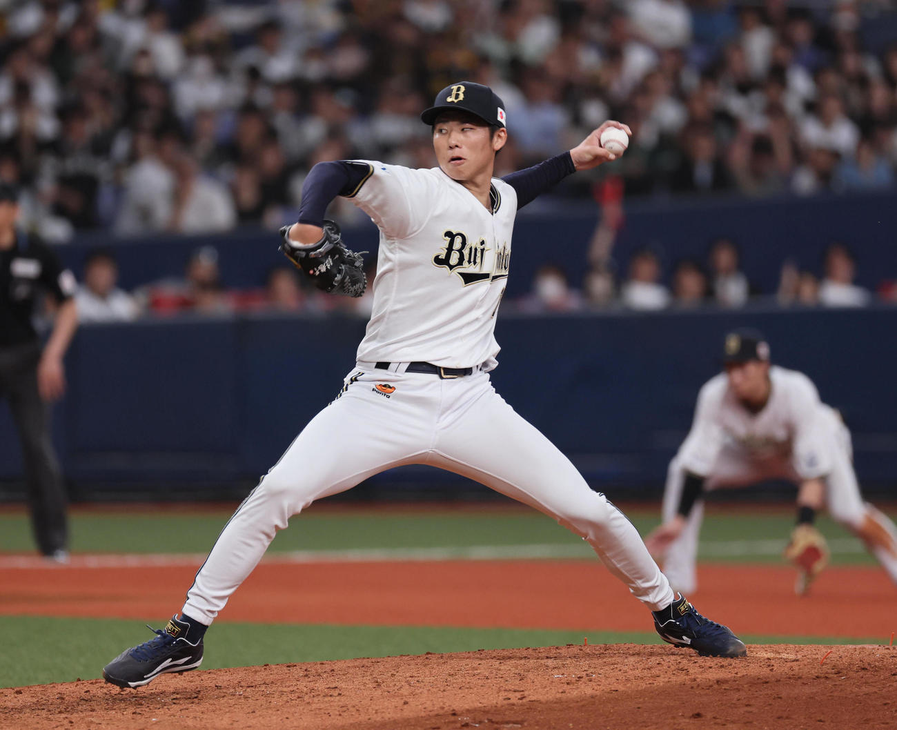 オリックス対ソフトバンク　曽谷龍平は7回を2安打無失点に抑える（撮影・宮崎幸一）