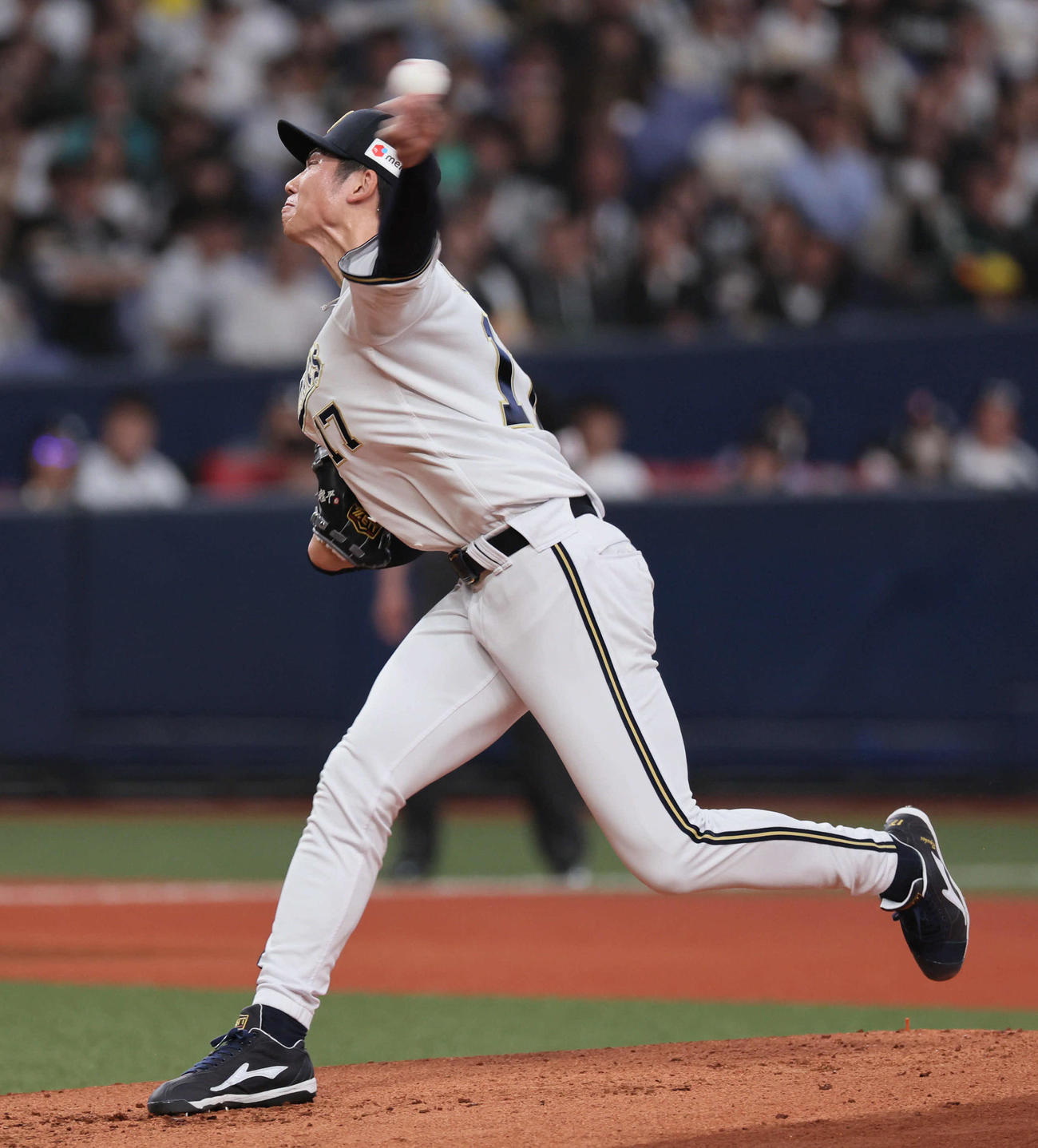 オリックス対ソフトバンク　オリックス先発の曽谷（撮影・宮崎幸一）