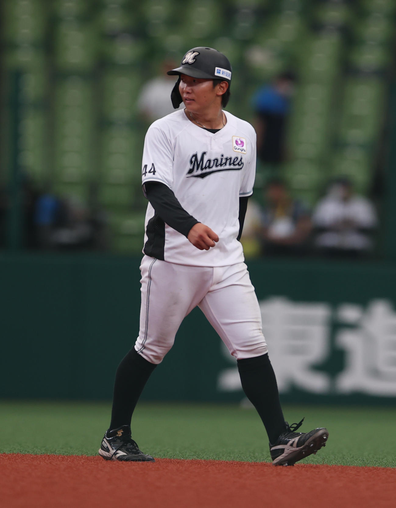 西武対ロッテ　試合前練習に参加するロッテ宮崎（撮影・水谷安孝）