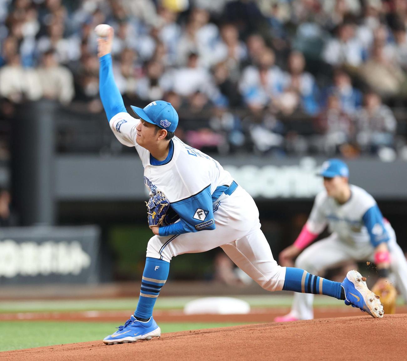 日本ハム対楽天　日本ハム先発の古林睿煬（撮影・黒川智章）