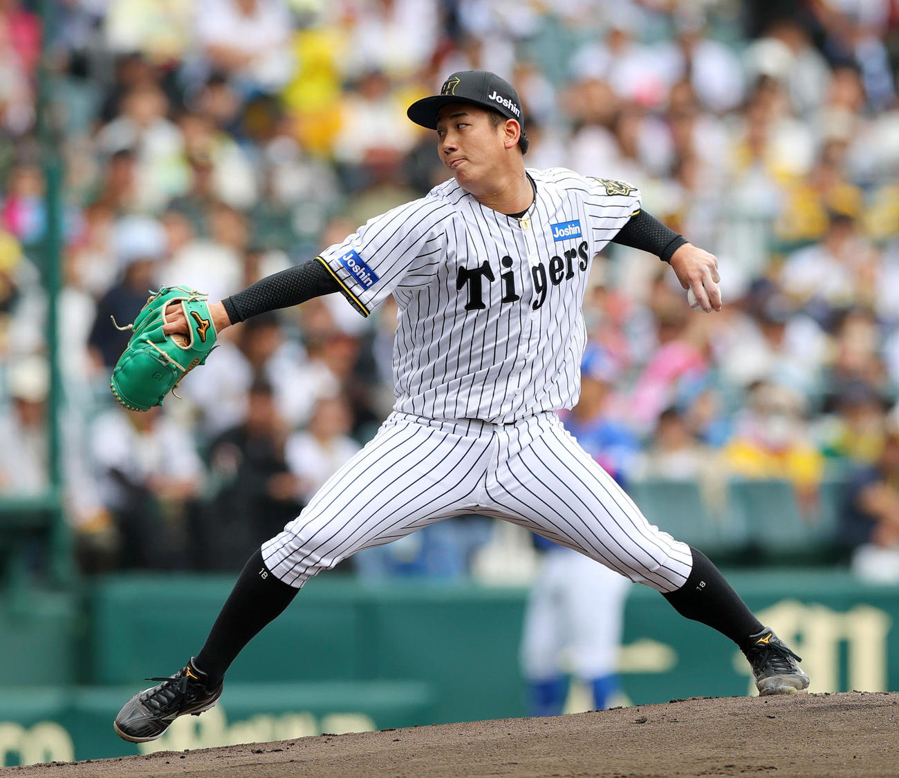 阪神対中日　阪神先発の伊原（撮影・上山淳一）