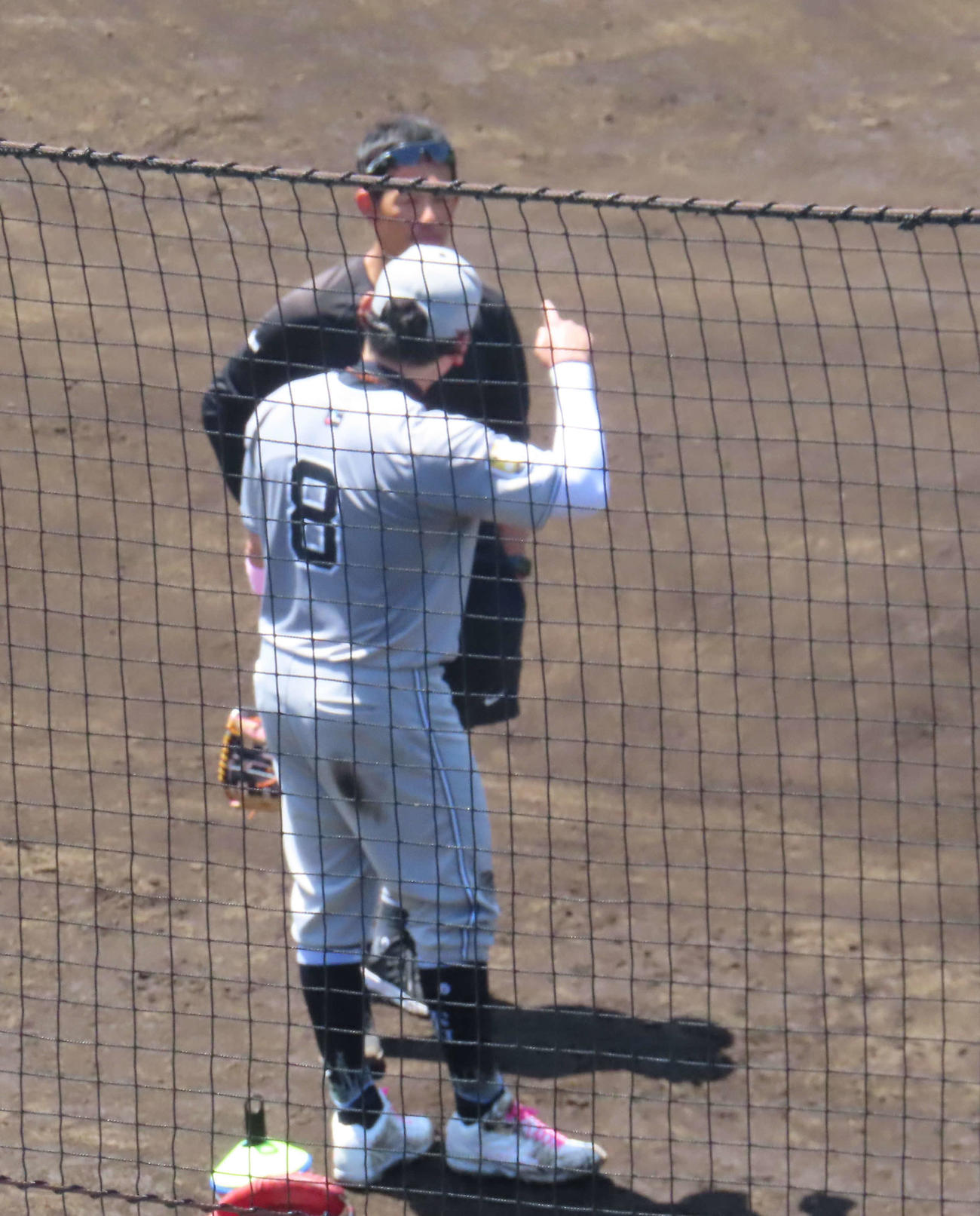 ベースランニングを行う巨人丸（撮影・水谷京裕）