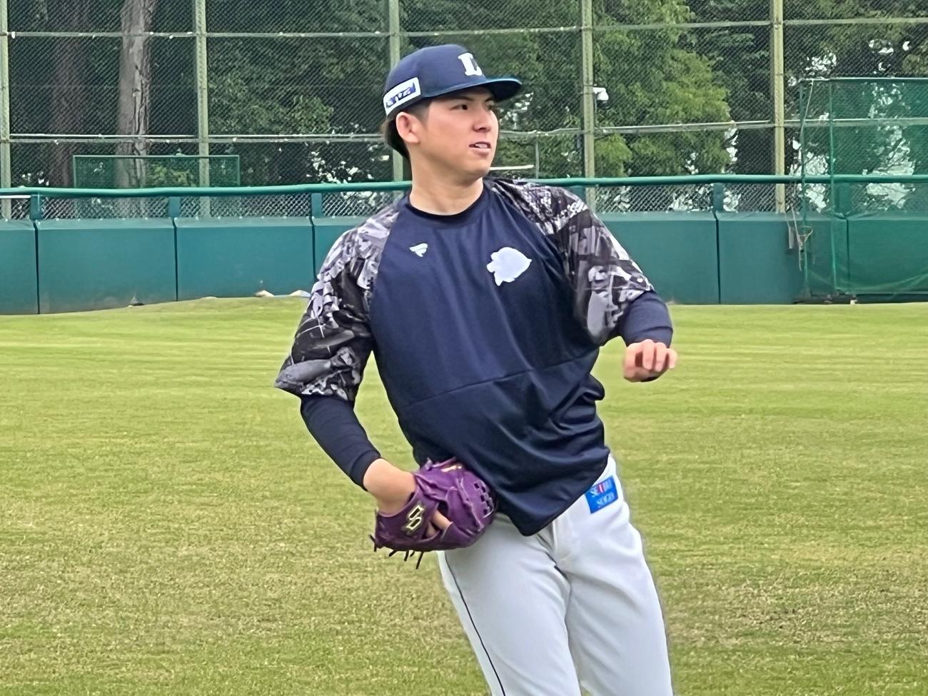 今季初登板へ調整する西武武内（撮影・金子真仁）