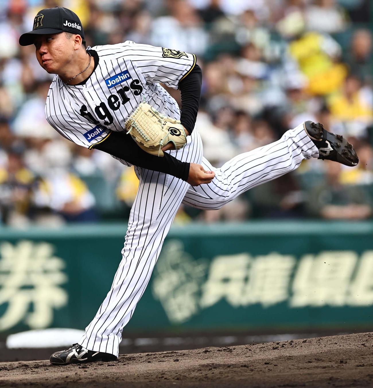 阪神対中日　阪神先発の村上（撮影・上田博志）