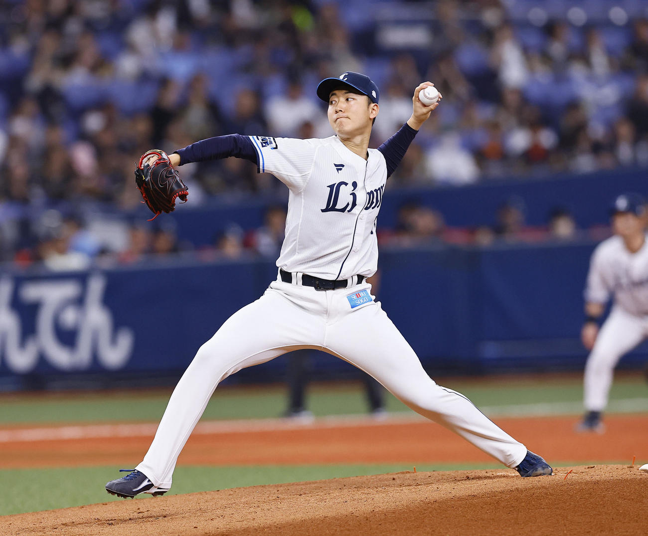 ソフトバンク対西武　西武先発の菅井（撮影・藤尾明華）