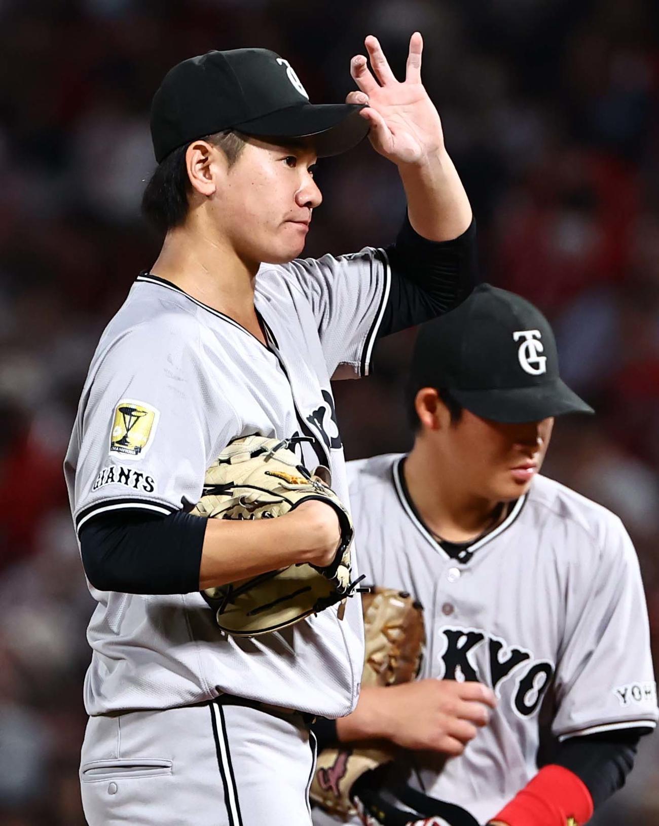 広島対巨人　6回、ファビアンの適時打で追加点を許した井上（撮影・上田博志）