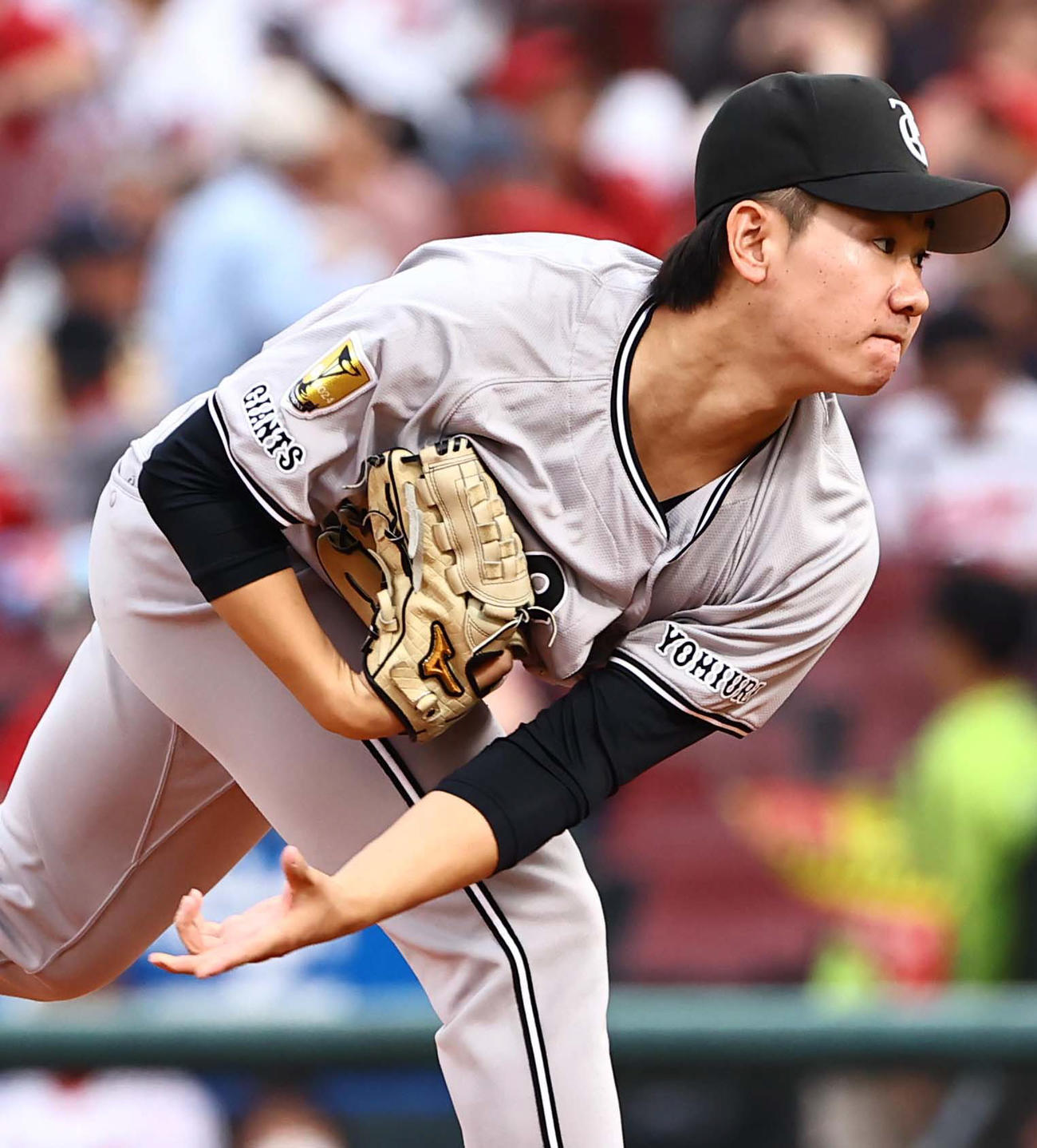 広島対巨人　巨人先発の井上（撮影・上田博志）
