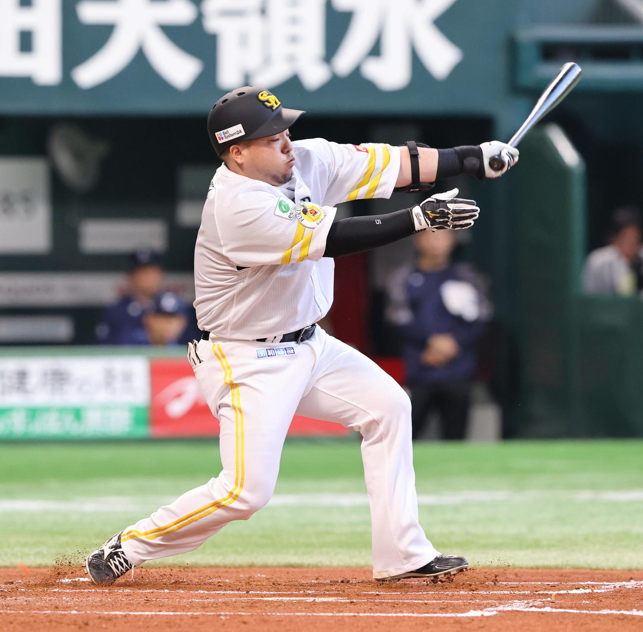 ソフトバンク対西武　1回裏ソフトバンク無死満塁、山川は空振り三振（撮影・梅根麻紀）