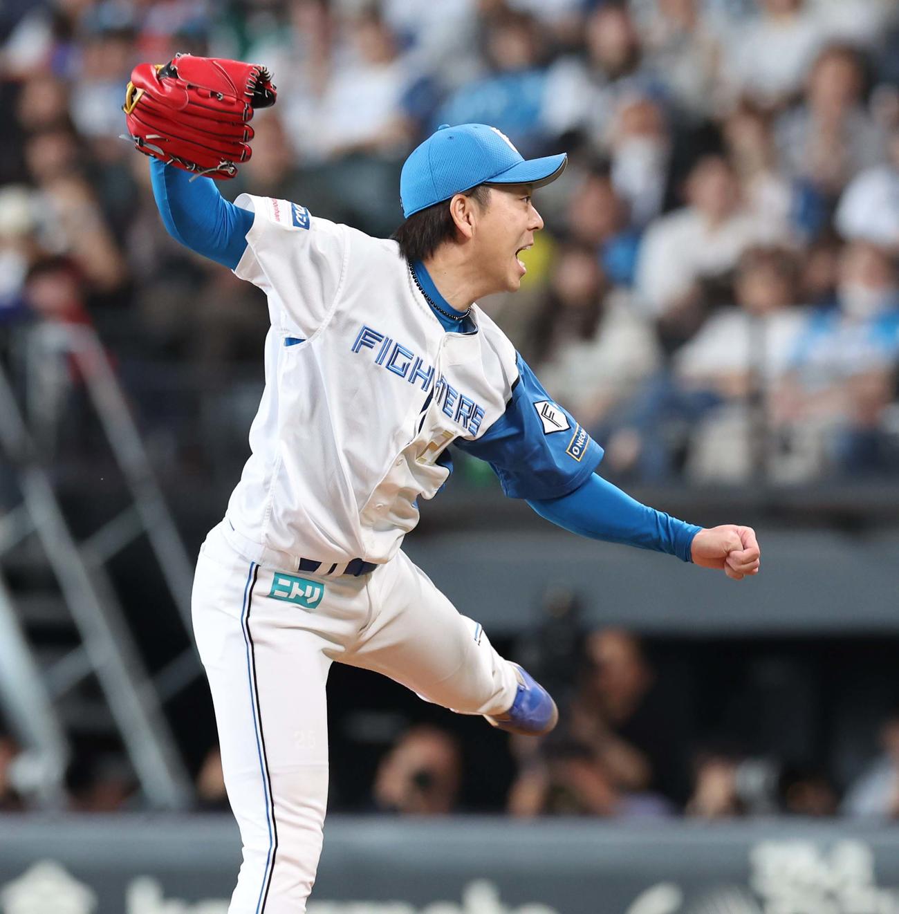 日本ハム対オリックス　7回途中登板し連続救援登板新記録を達成した宮西（撮影・黒川智章）