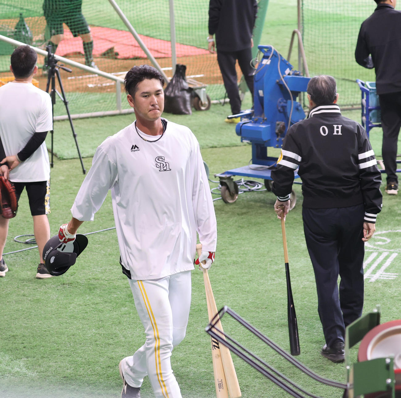 ソフトバンク対西武　打撃練習を終えた秋広（撮影・梅根麻紀）