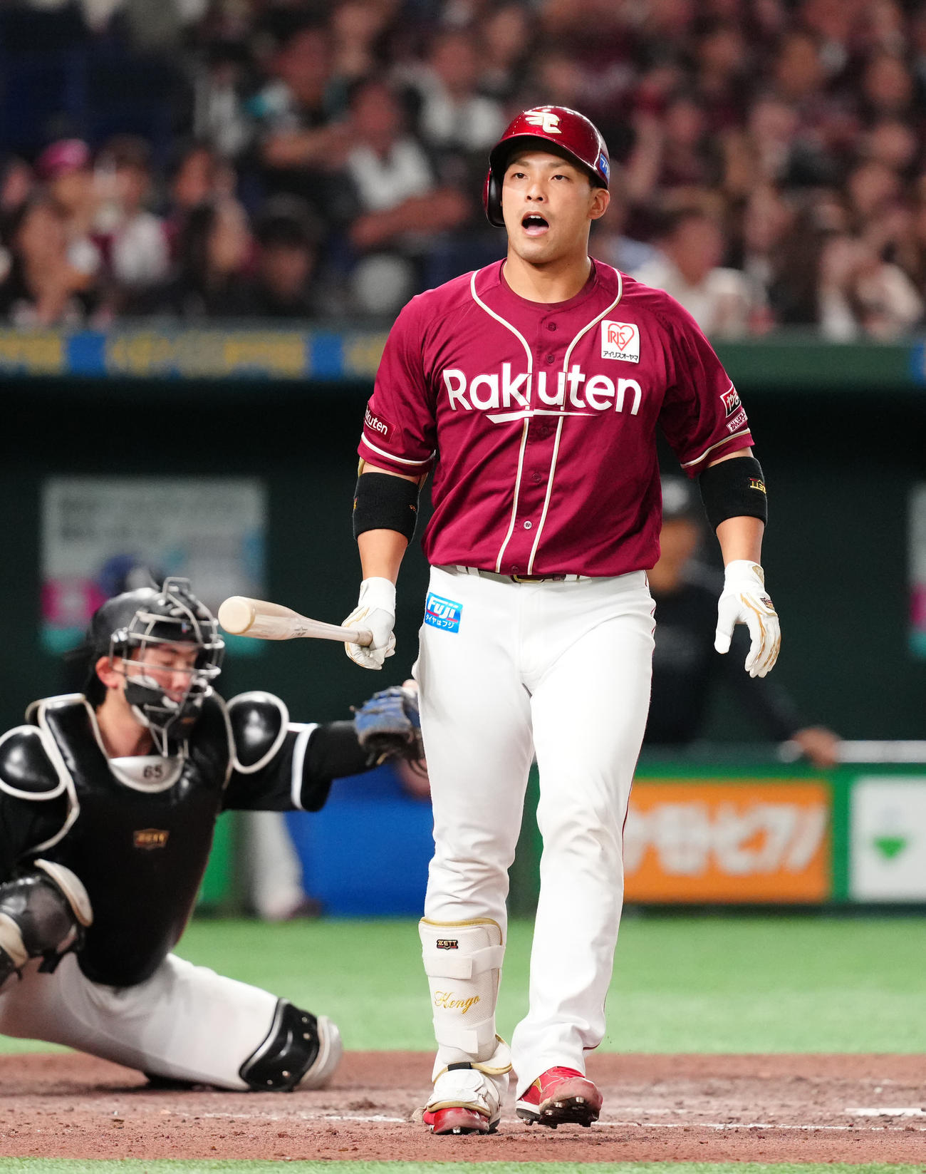 楽天対ロッテ　7回裏楽天2死満塁、押し出しの四球を選んだ堀内（撮影・江口和貴）