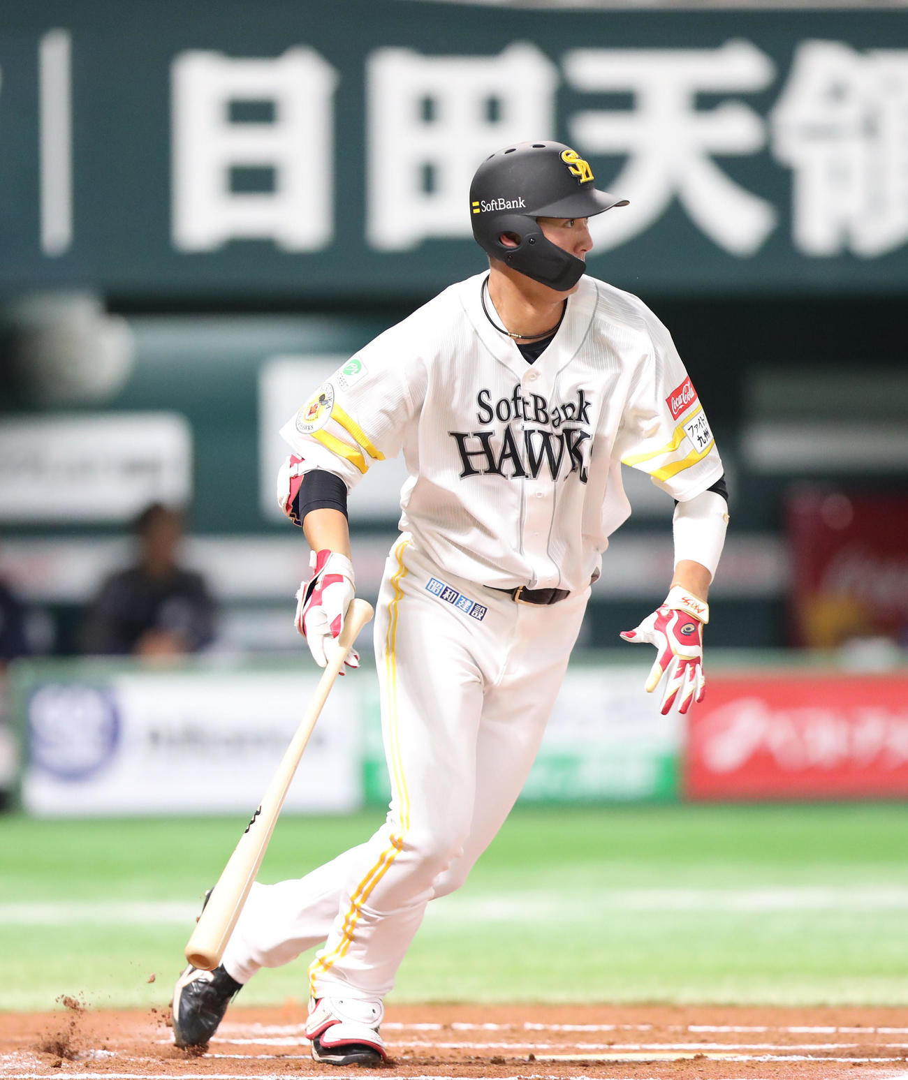 ソフトバンク対西武　6回裏ソフトバンク1死、秋広は中前安打を放つ（撮影・梅根麻紀）
