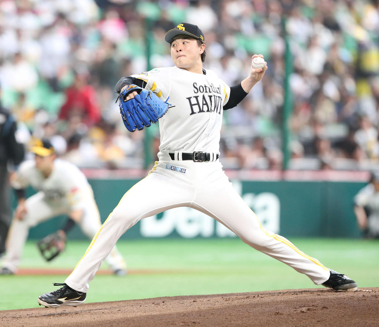 ソフトバンク対西武　ソフトバンク先発の前田純（撮影・梅根麻紀）