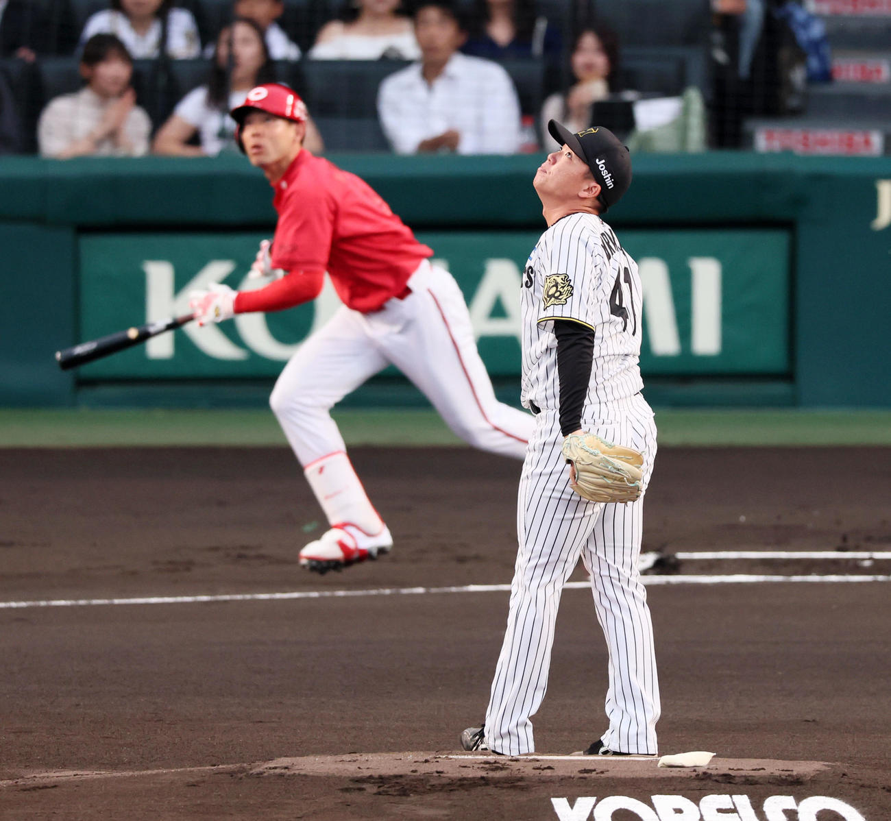 阪神村上は秋山に右越えソロ本塁打を浴びる（撮影・加藤哉）