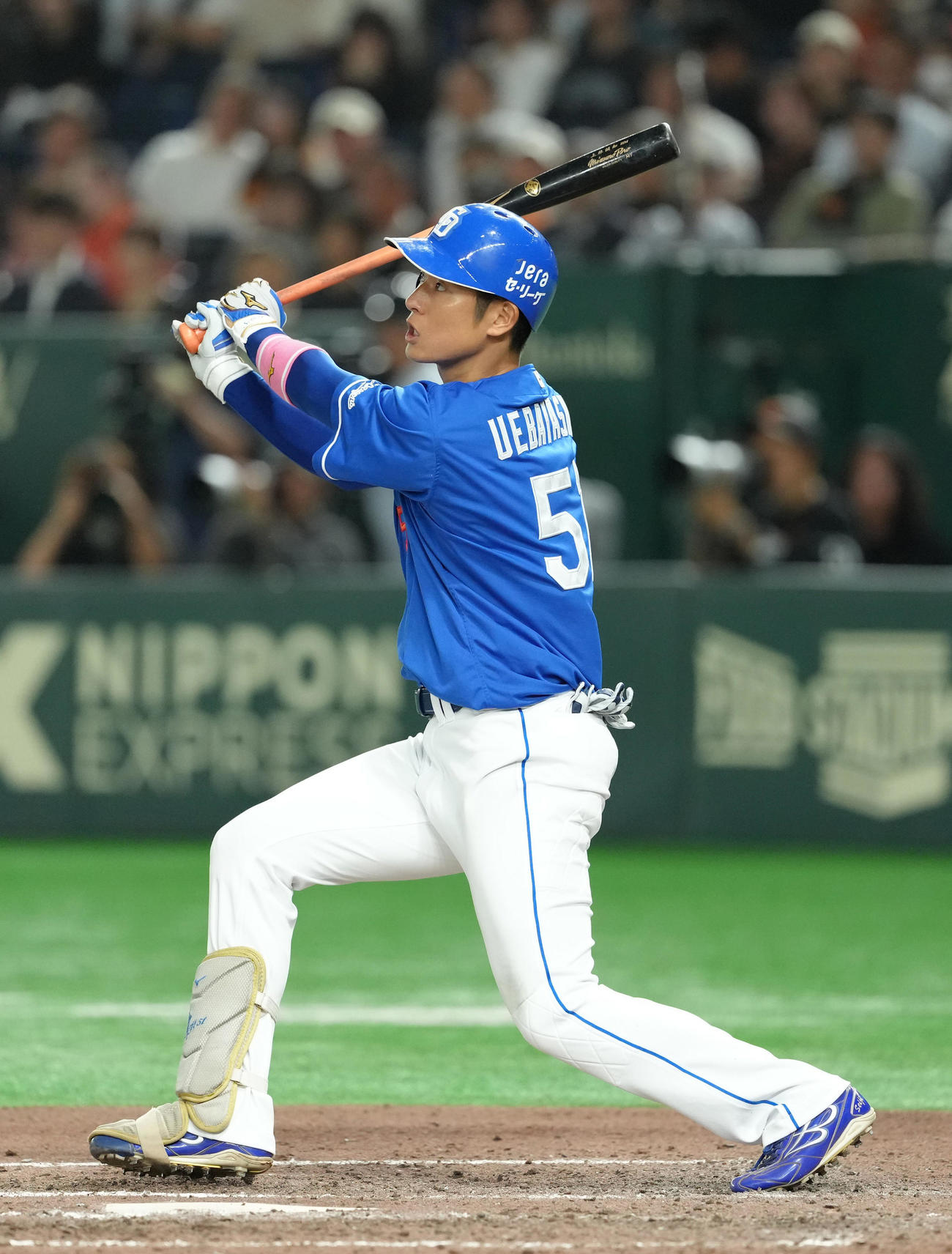 巨人対中日　8回表中日2死、上林は2打席連続となる勝ち越し本塁打を放つ（撮影・足立雅史）