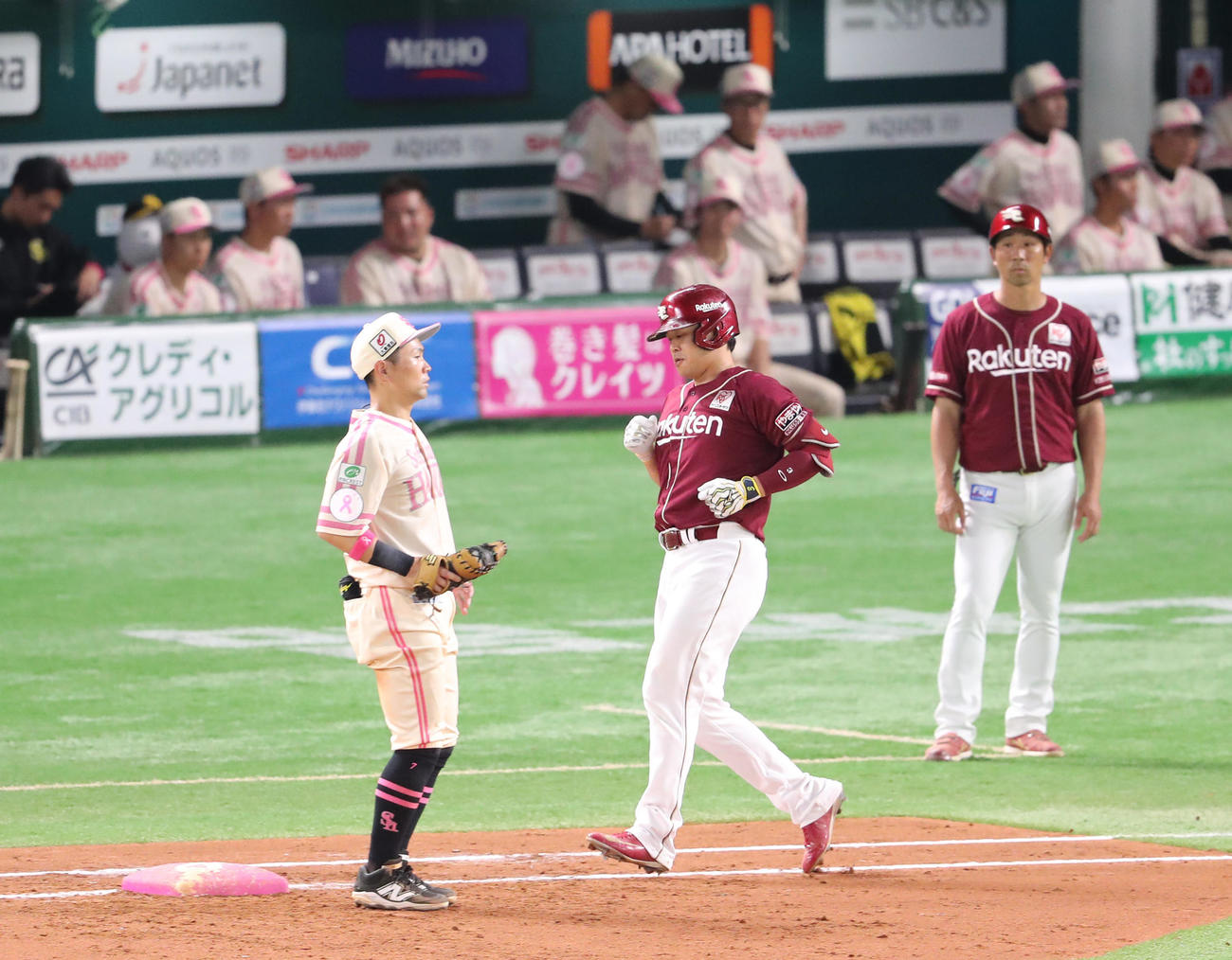 ソフトバンク対楽天　8回表楽天無死二塁、浅村は遊ゴロに終わる（撮影・梅根麻紀）
