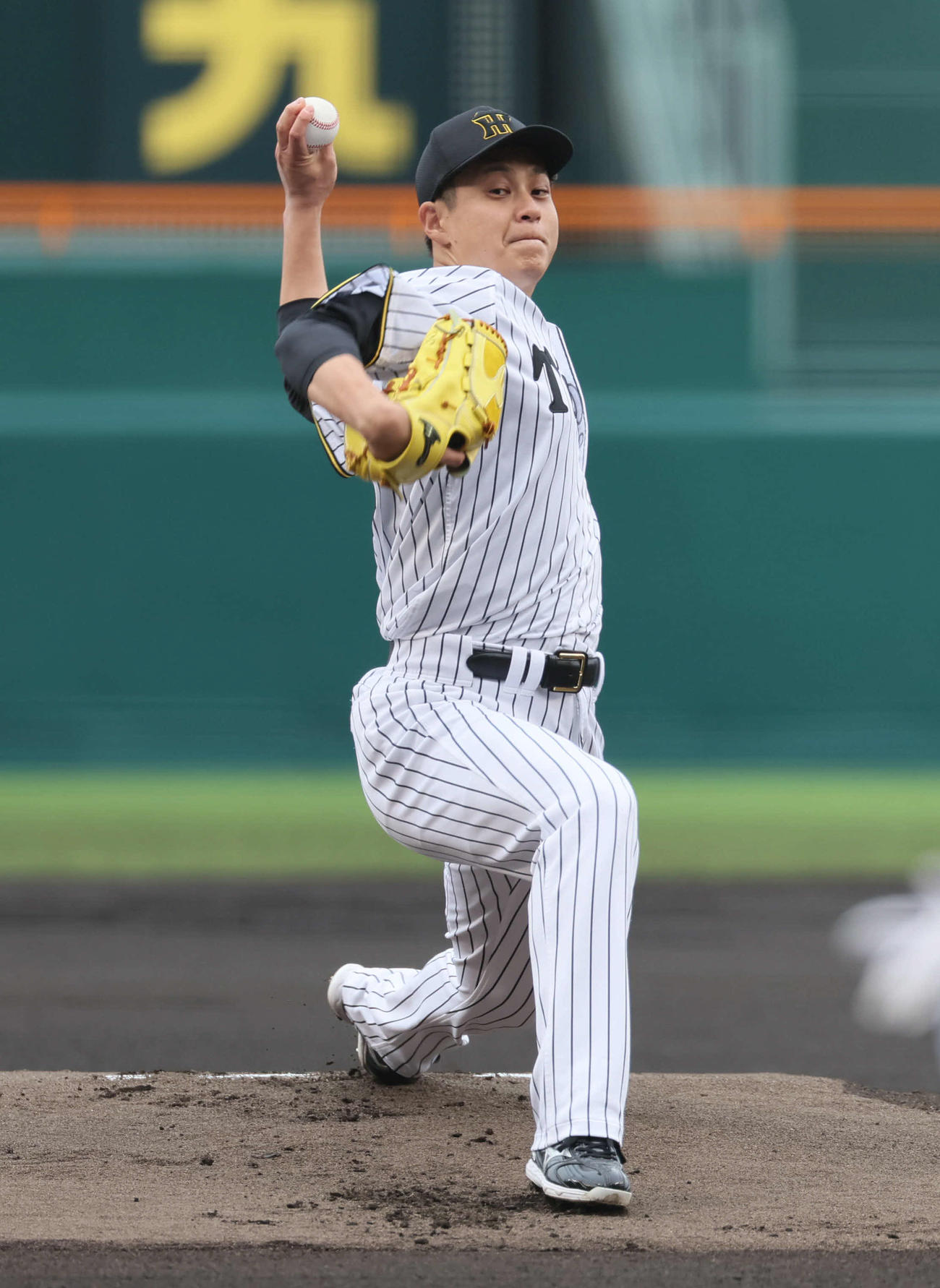 阪神対広島　阪神先発の大竹（撮影・宮崎幸一）
