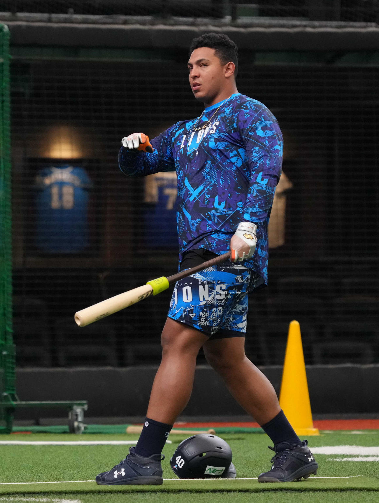 西武対オリックス　1軍に合流した西武セデーニョ（撮影・狩俣裕三）