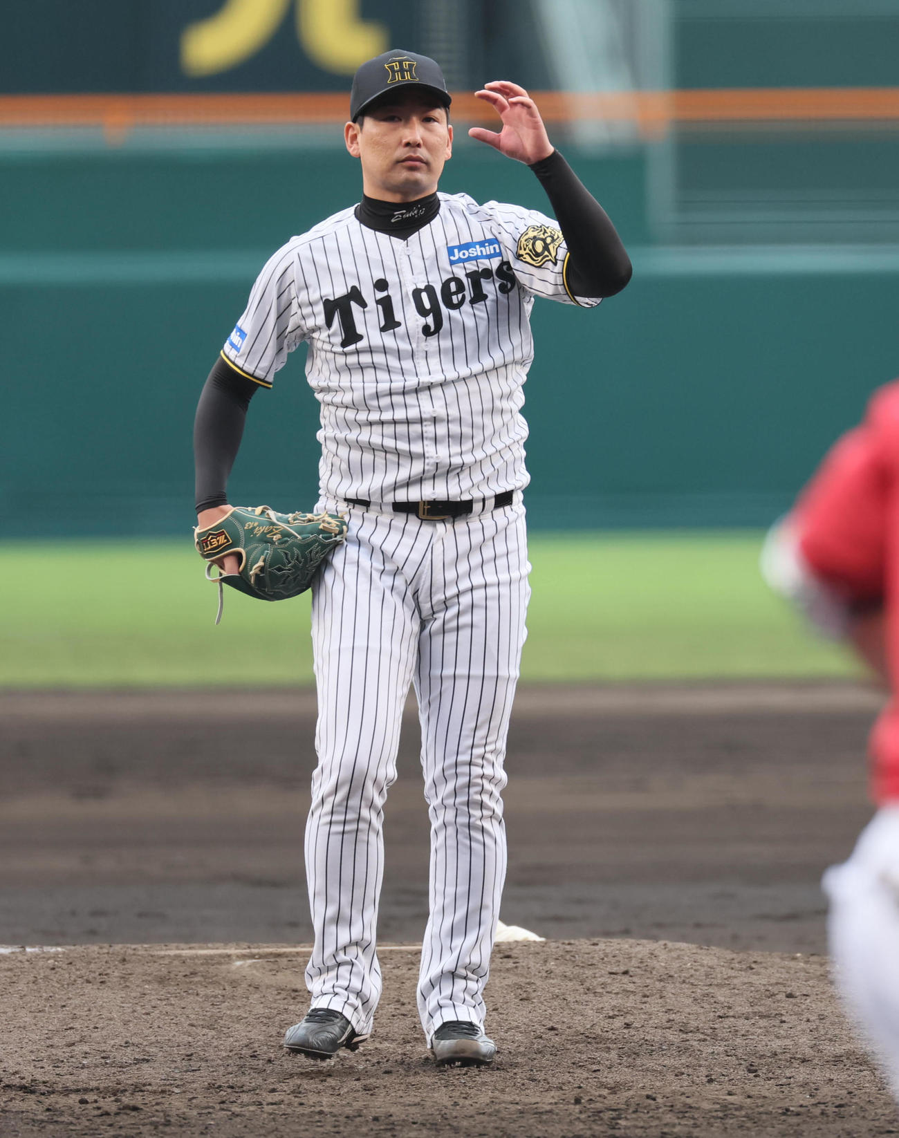 阪神の岩崎優