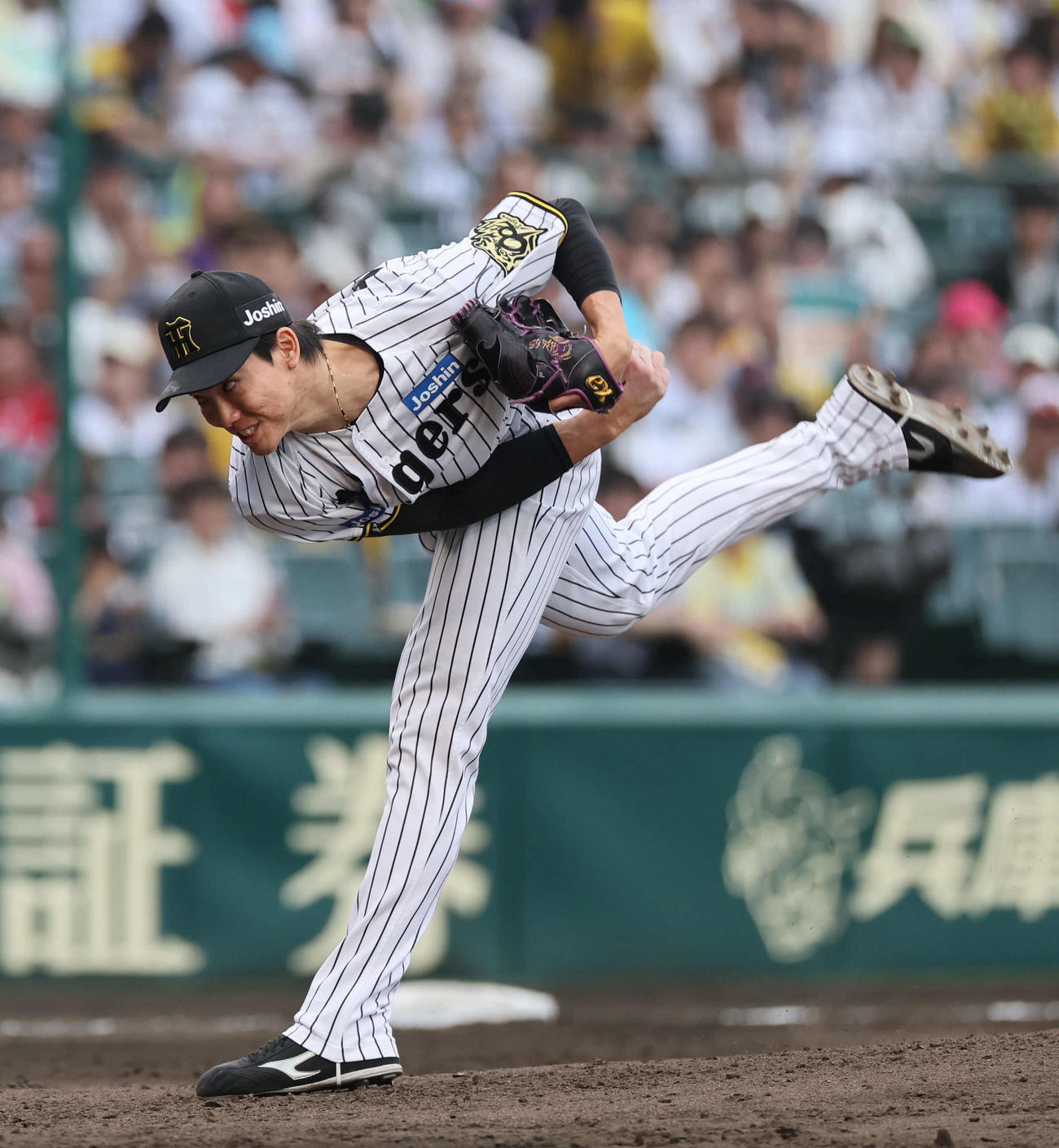 阪神対広島　7回表を抑えた湯浅（撮影・宮崎幸一）