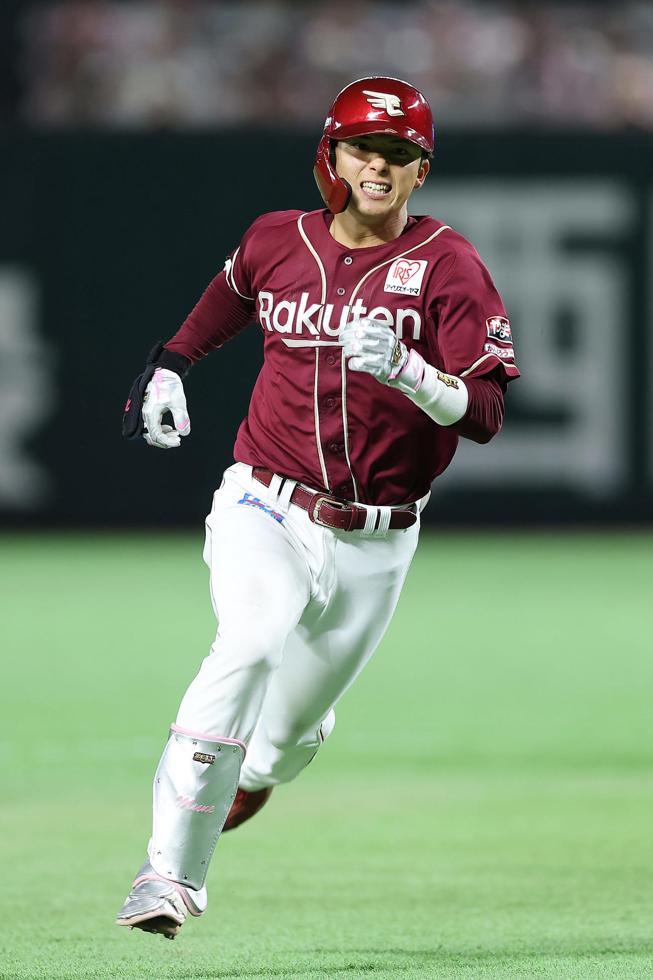 ソフトバンク対楽天　9回表楽天無死、右中間へ三塁打を放つ宗山（撮影・前田充）
