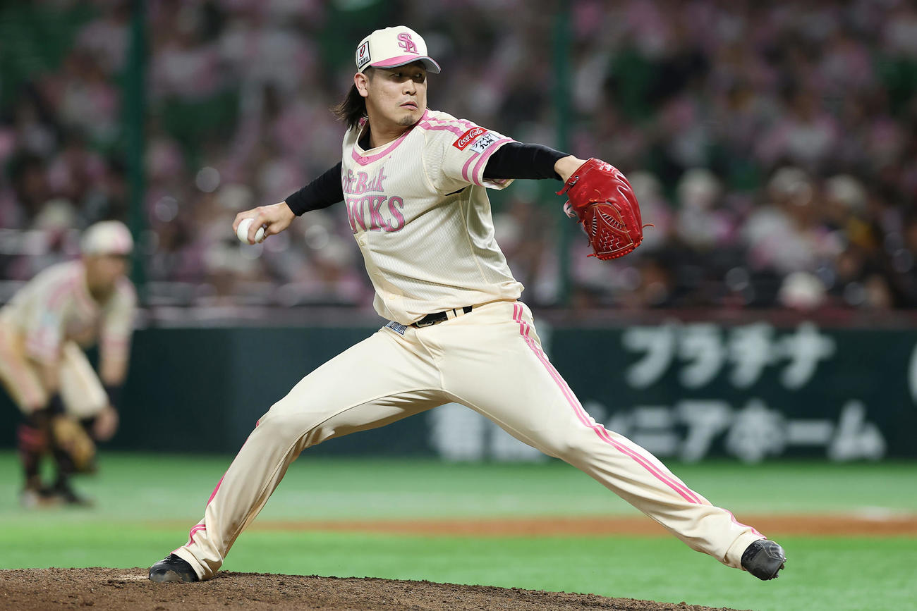 ソフトバンク対楽天　ソフトバンク4番手の杉山（撮影・前田充）
