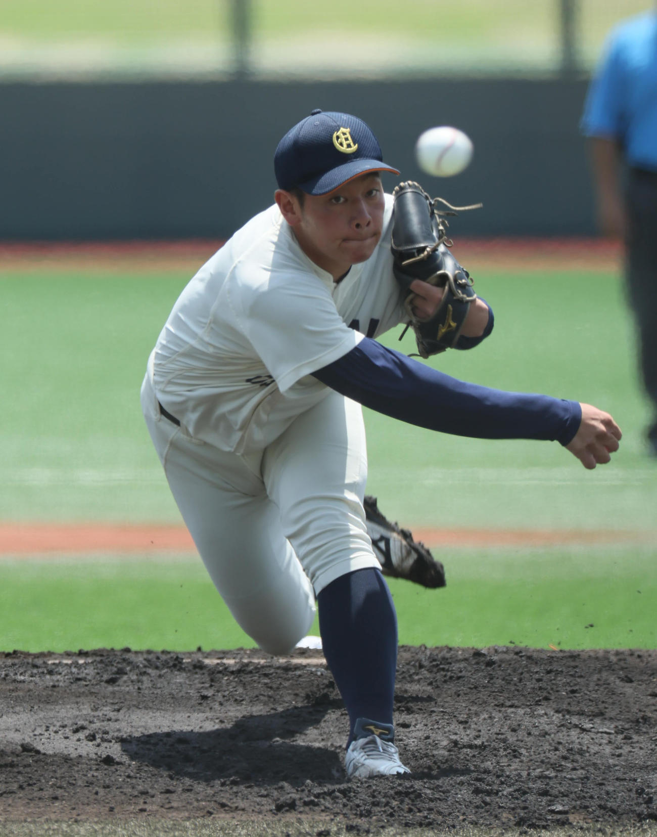 大経大対大商大　大商大先発の鈴木豪太（撮影・宮崎幸一）