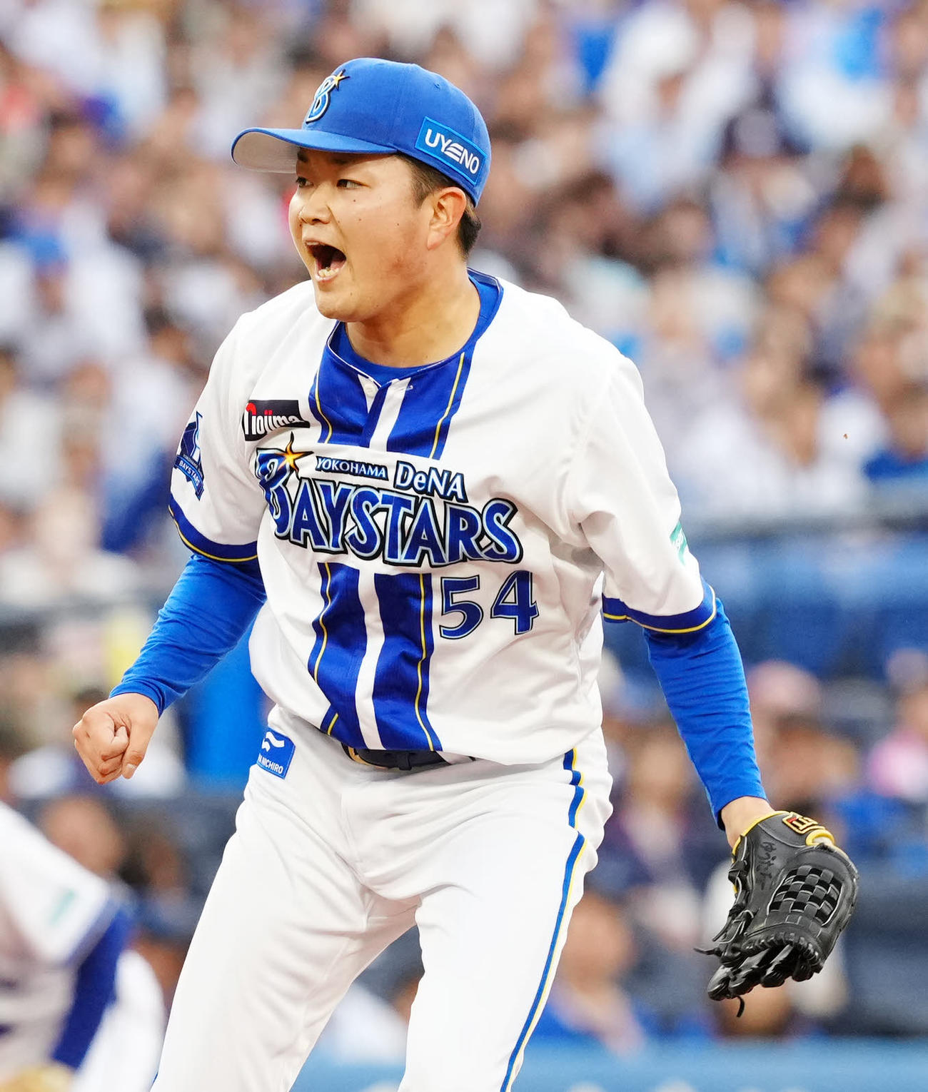 DeNA対中日　2回表中日1死、板山から見逃しの三振を奪い、声を上げる石田裕（撮影・江口和貴）