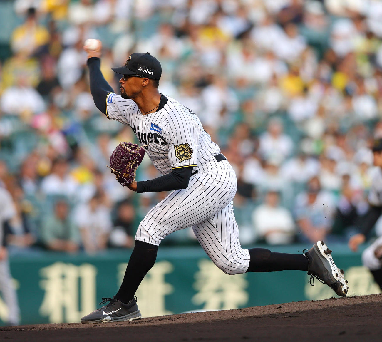 阪神対巨人　阪神先発のデュプランティエ（撮影・上山淳一）