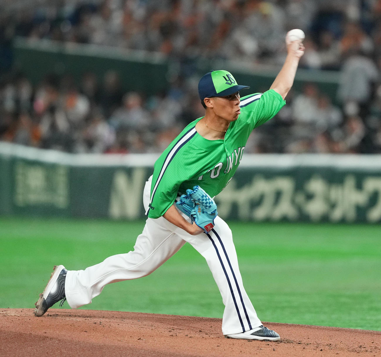 巨人対ヤクルト　ヤクルト先発の山野（撮影・菅敏）