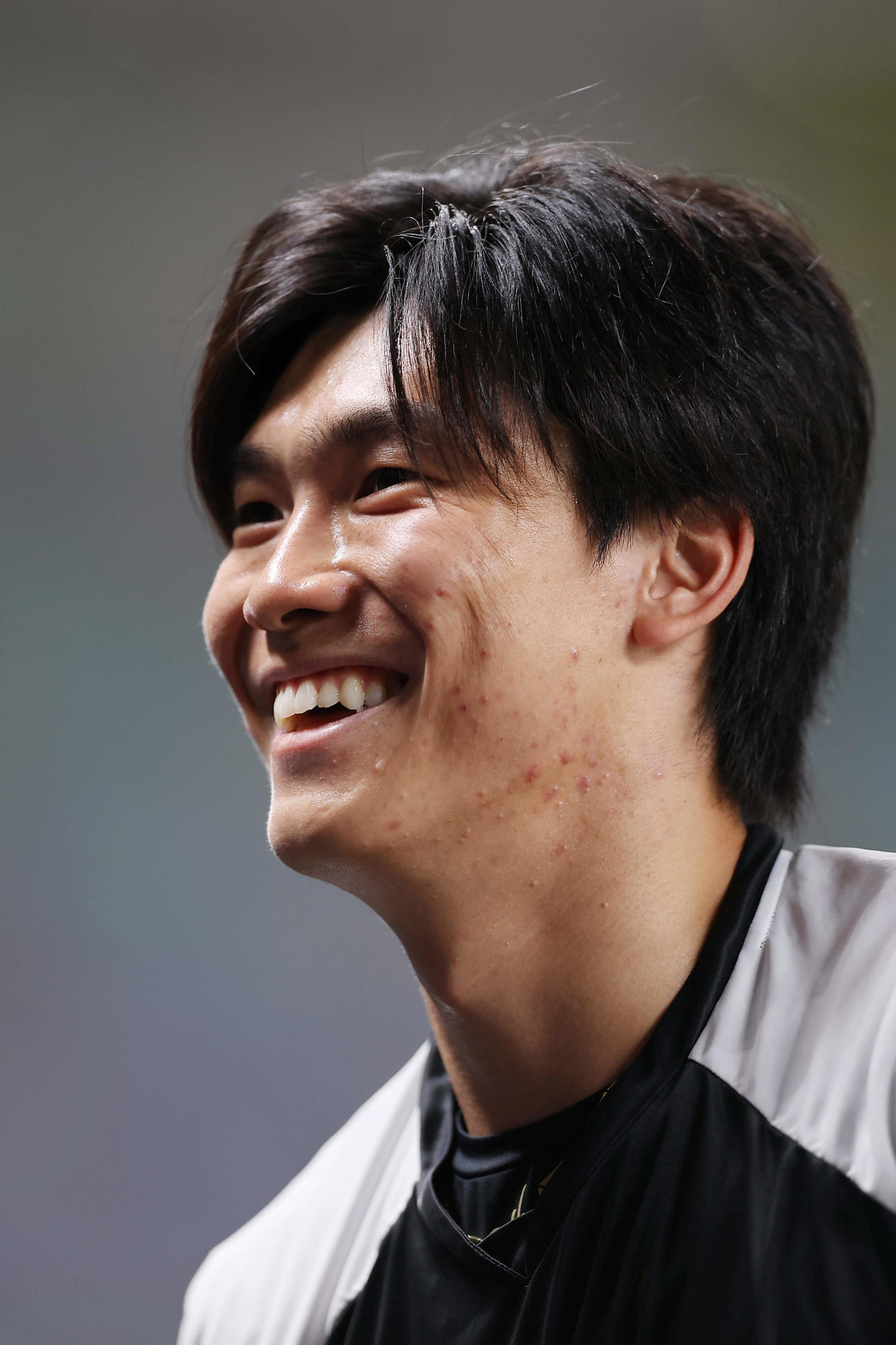 中日対阪神　試合前練習で笑顔を見せる阪神湯浅（撮影・前田充）