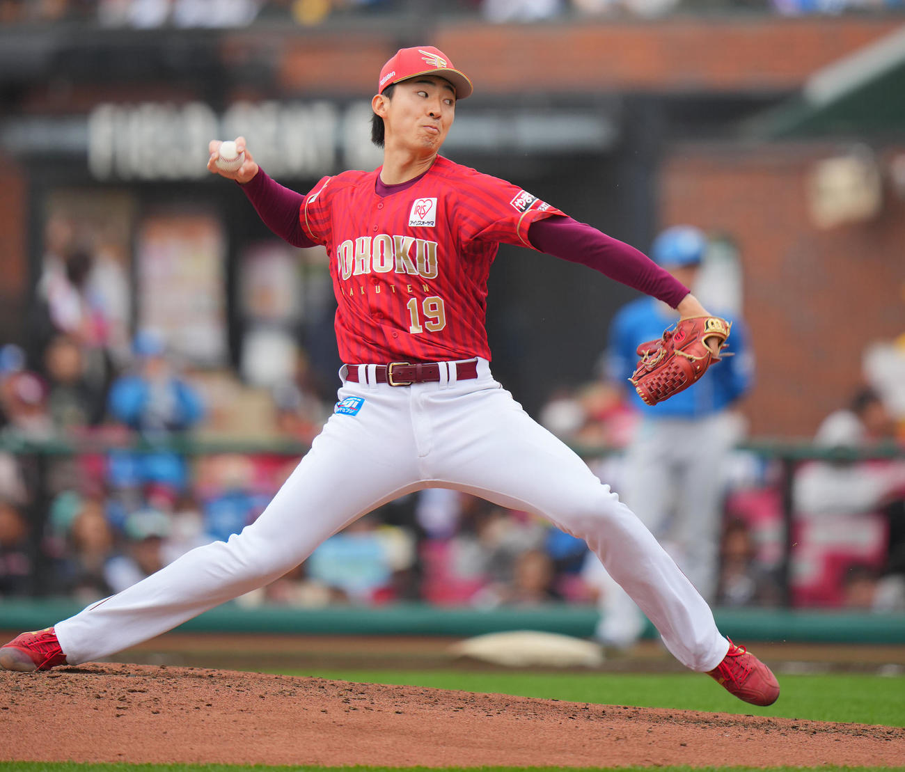 楽天対日本ハム　力投する楽天先発の荘司（撮影・垰建太）