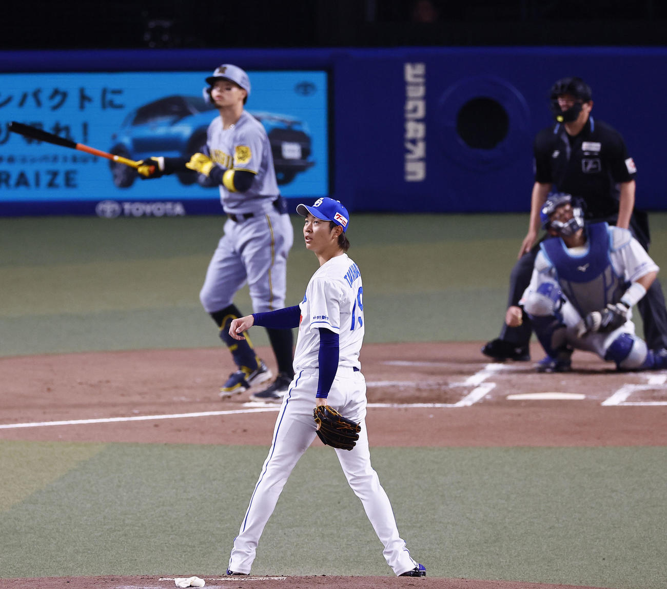 中日対阪神　2回表阪神無死、佐藤輝に同点本塁打を浴びる高橋宏（撮影・藤尾明華）