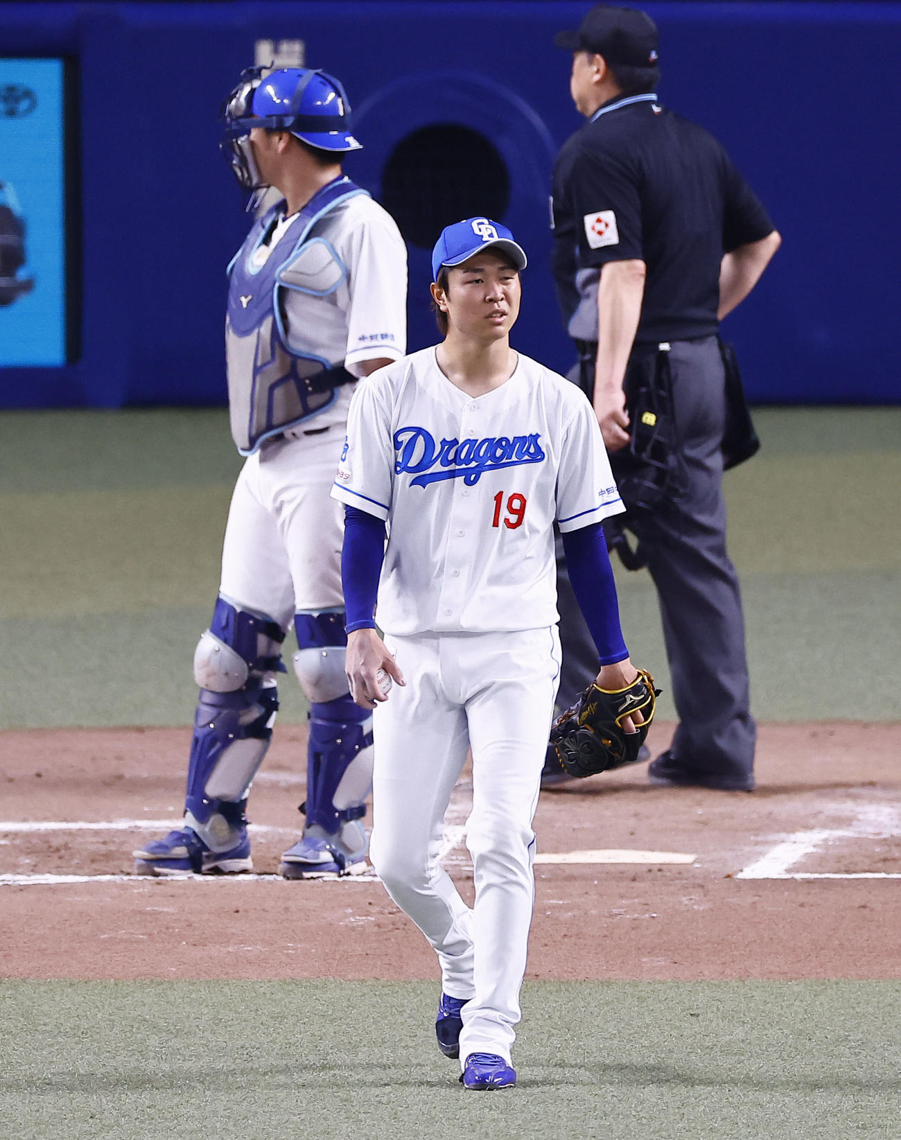 中日対阪神　6回表阪神2死一、三塁、大山に左越え2点適時二塁打を許した高橋宏（撮影・藤尾明華）