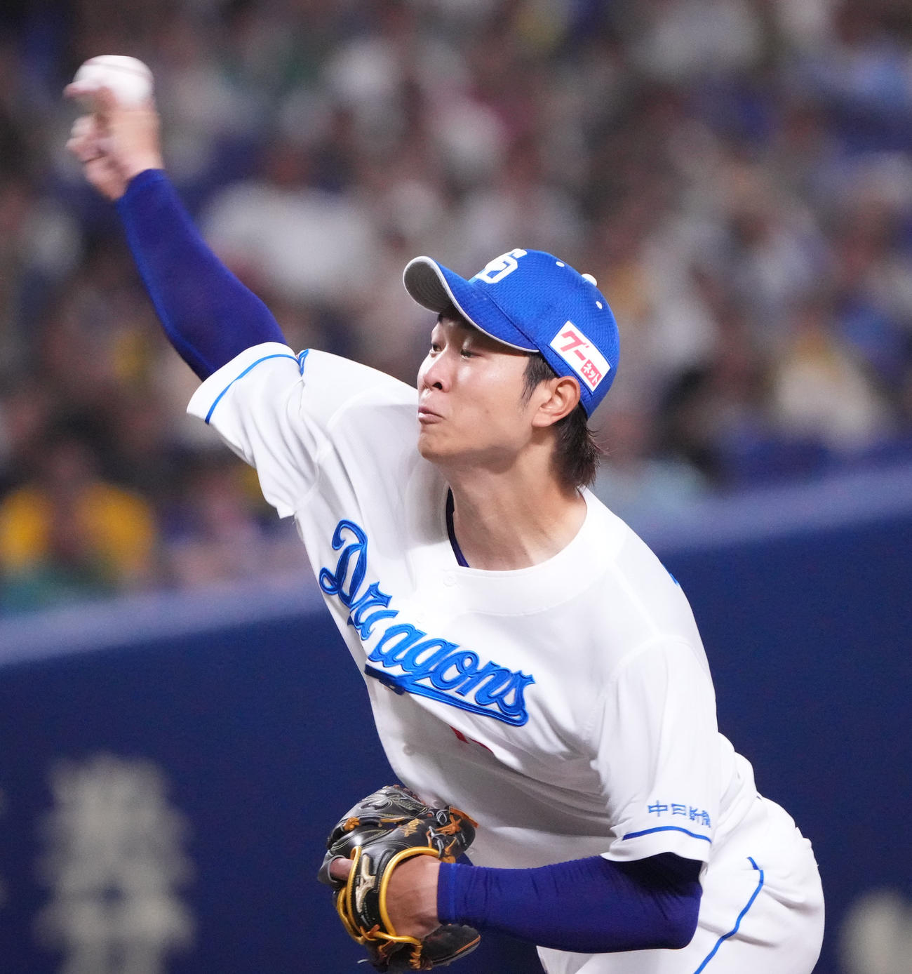 中日対阪神　5回表、力投する中日先発の高橋宏（撮影・森本幸一）