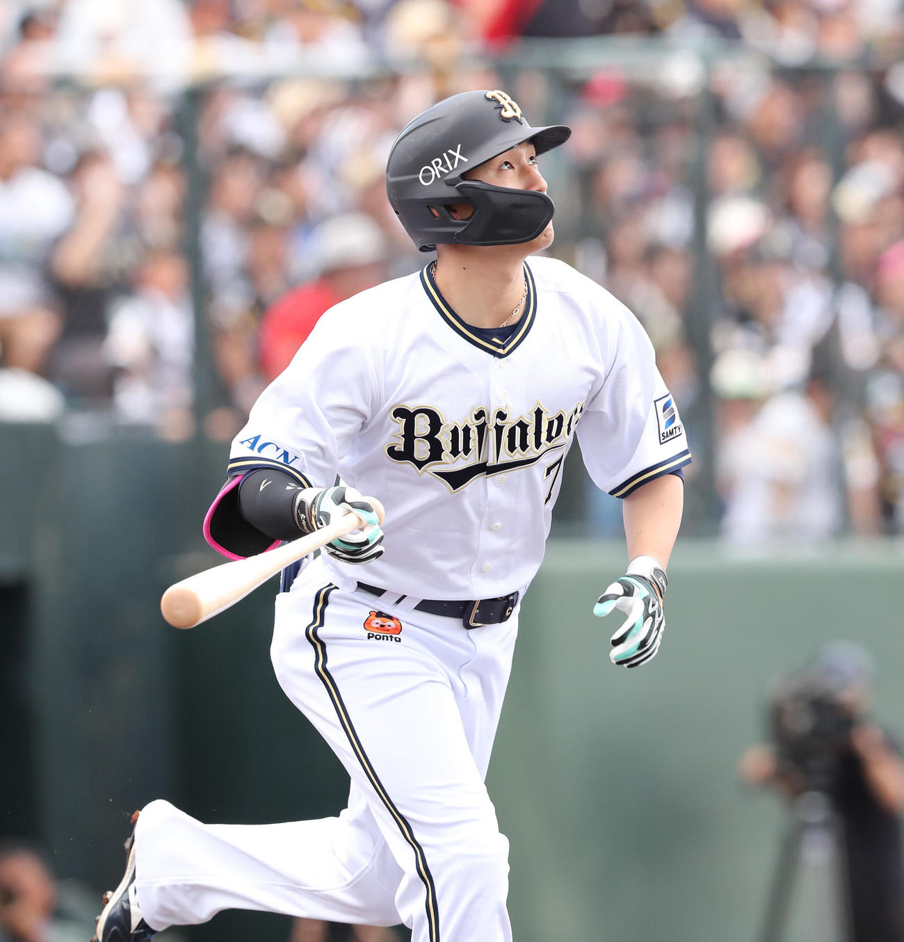 ソフトバンク対オリックス　1回表オリックス無死一塁、西川は右越えに先制となる2点本塁打を放つ（撮影・梅根麻紀）