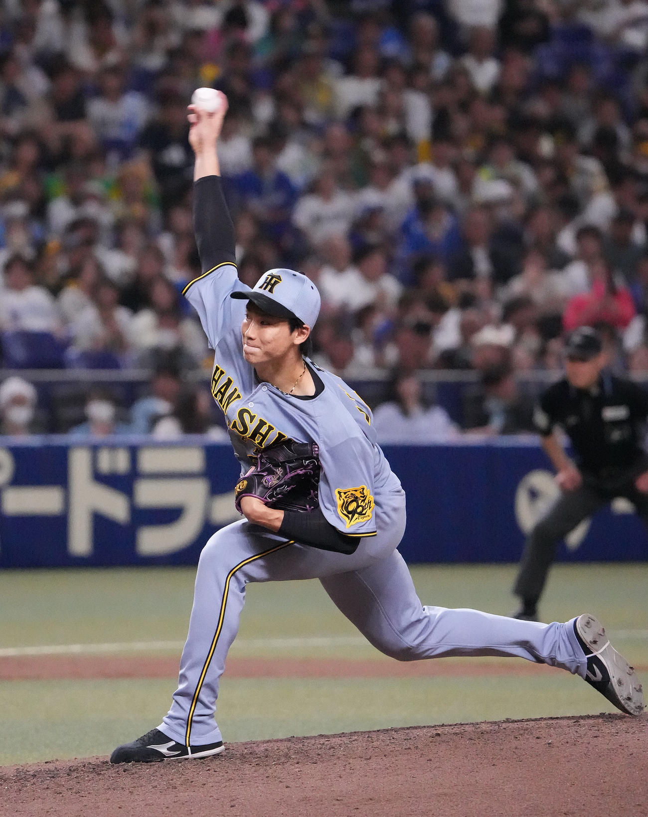 中日対阪神　7回裏、阪神2番手で登板する湯浅（撮影・森本幸一）